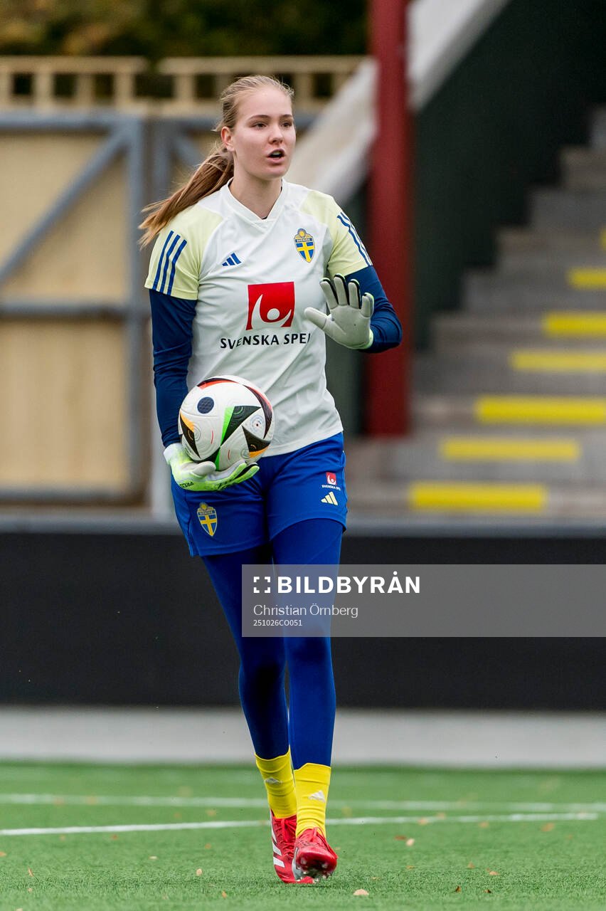 Elvira Björklund