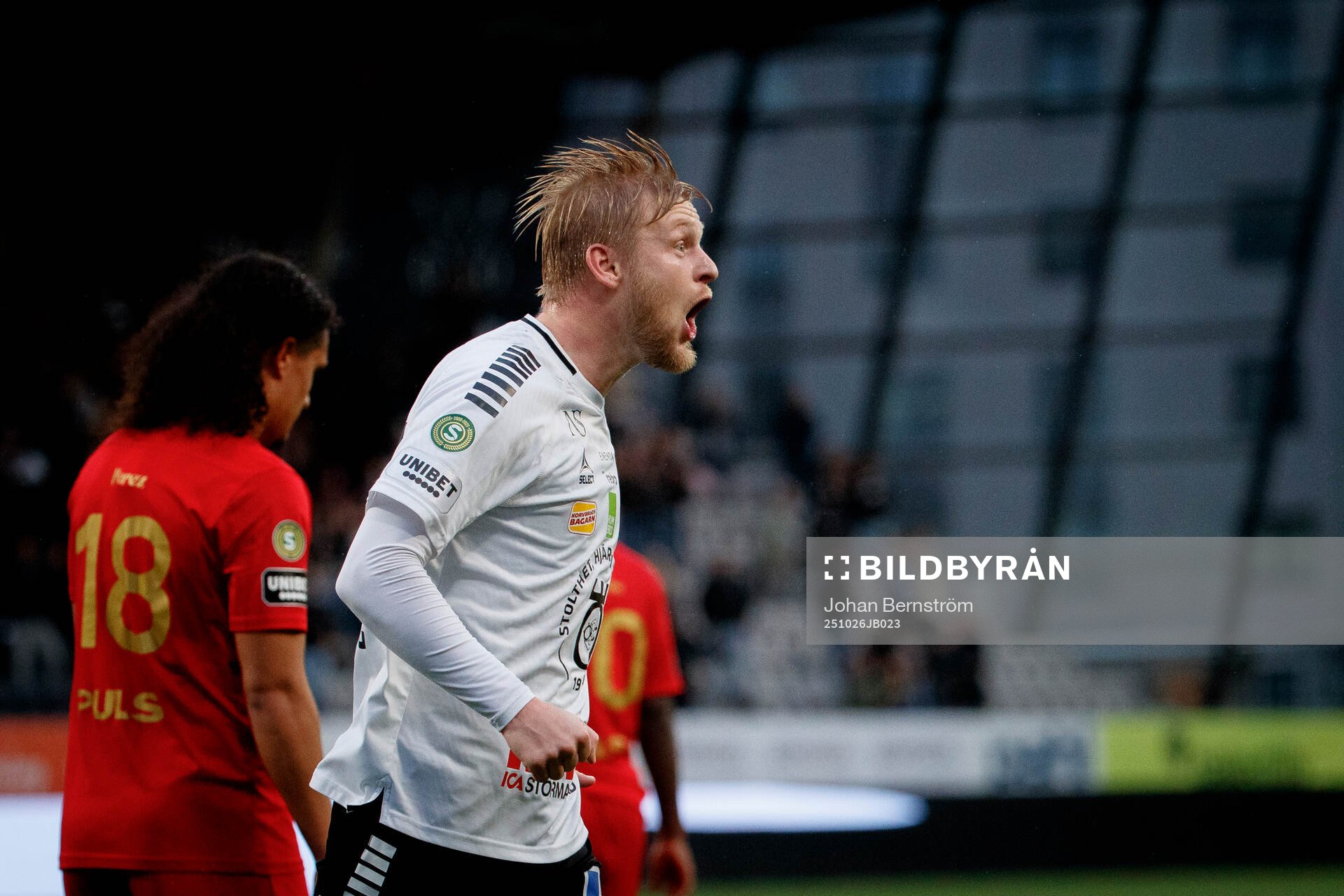 Örebros Karl Holmberg jublar vid 1-1