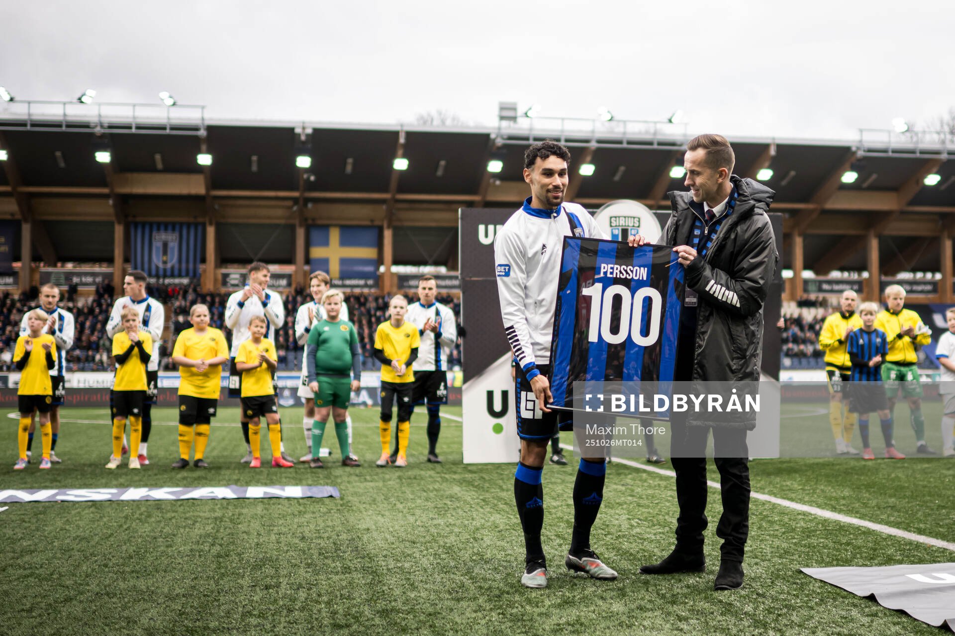 Sirius Joakim Persson hyllas för 100 matcher av