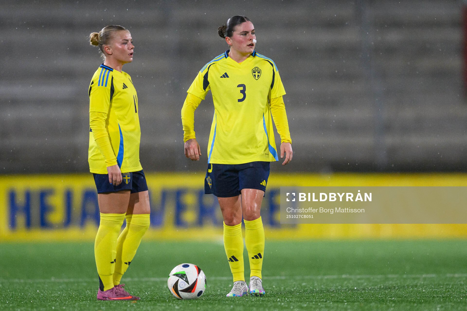 Matilda Nildén and Hanna Wijk of Sweden