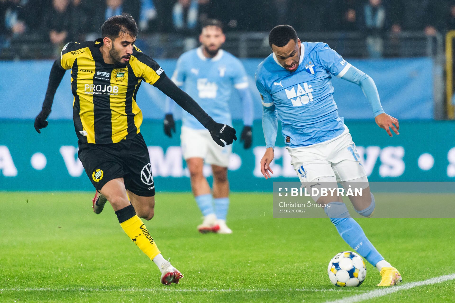 Hammarbys Montader Madjed och Malmö FFs Martin Olsson