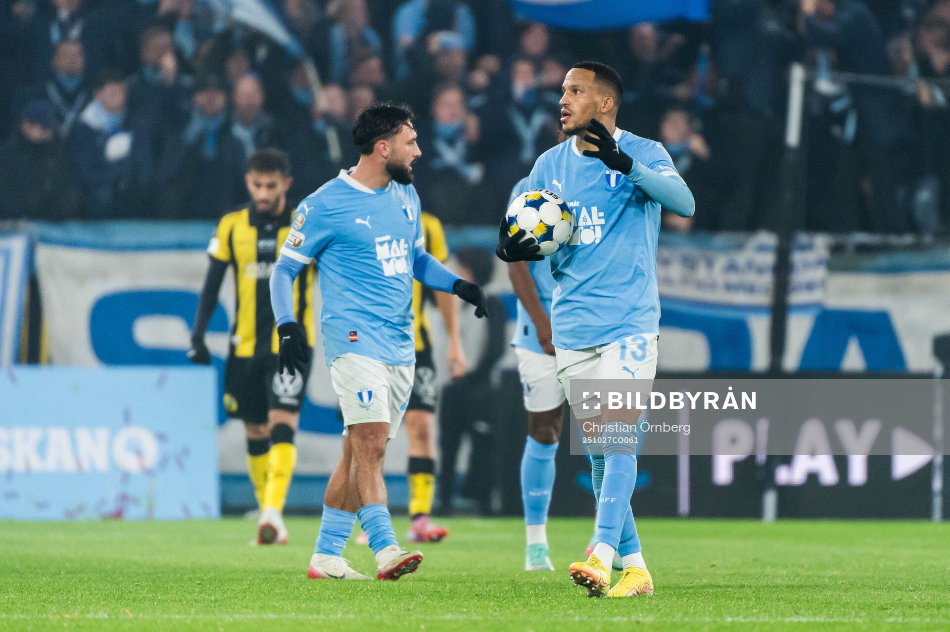 Malmö FFs Martin Olsson jublar