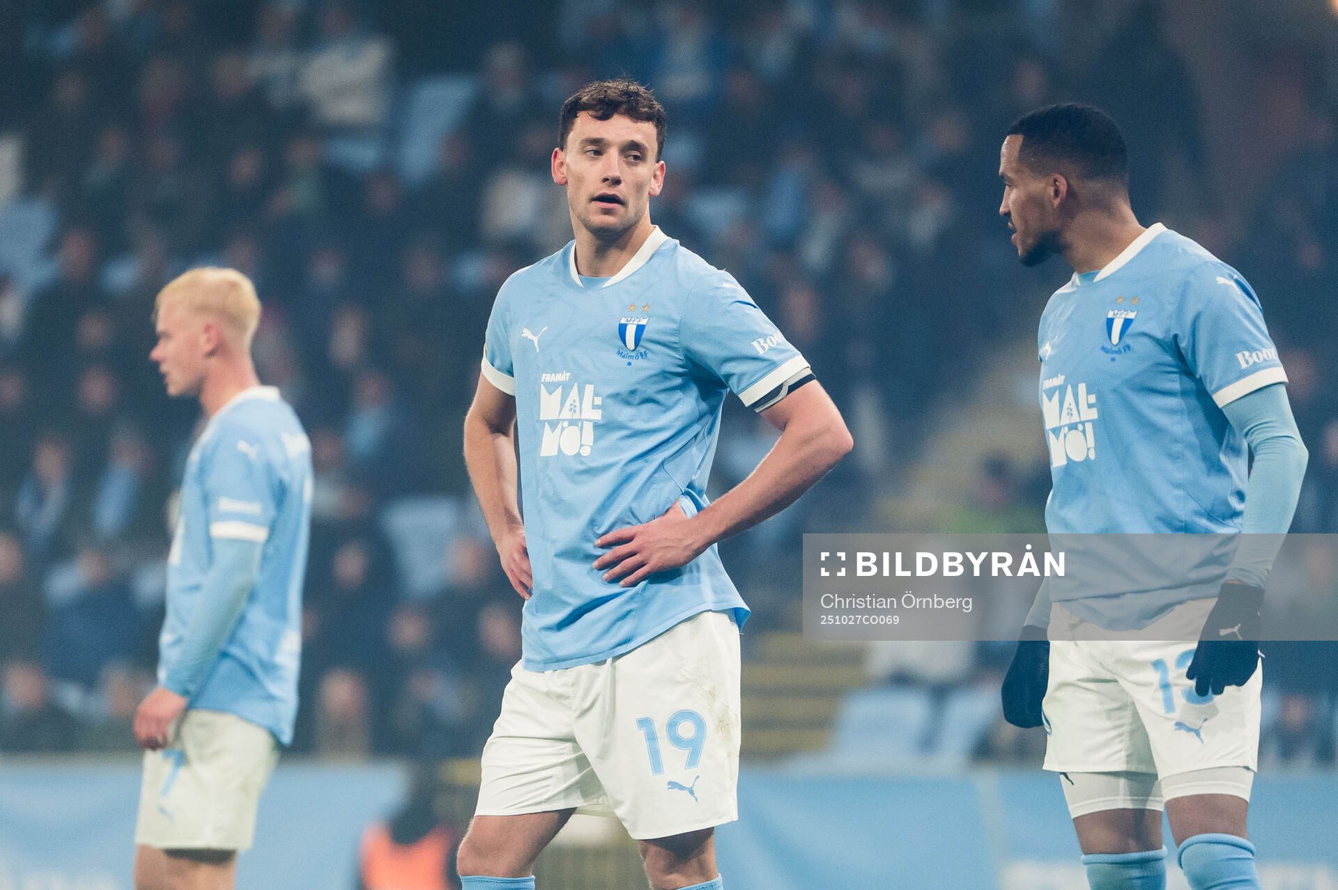 Malmö FFs Colin Rösler och Martin Olsson deppar