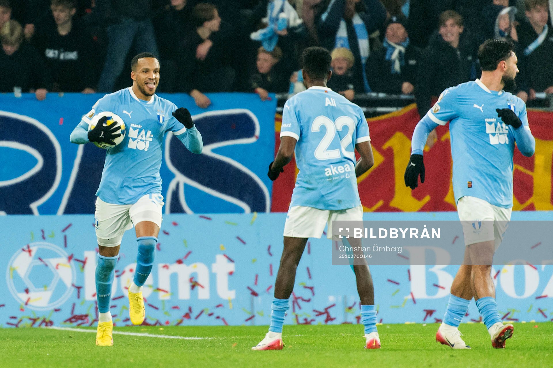 Malmö FFs Martin Olsson jublar