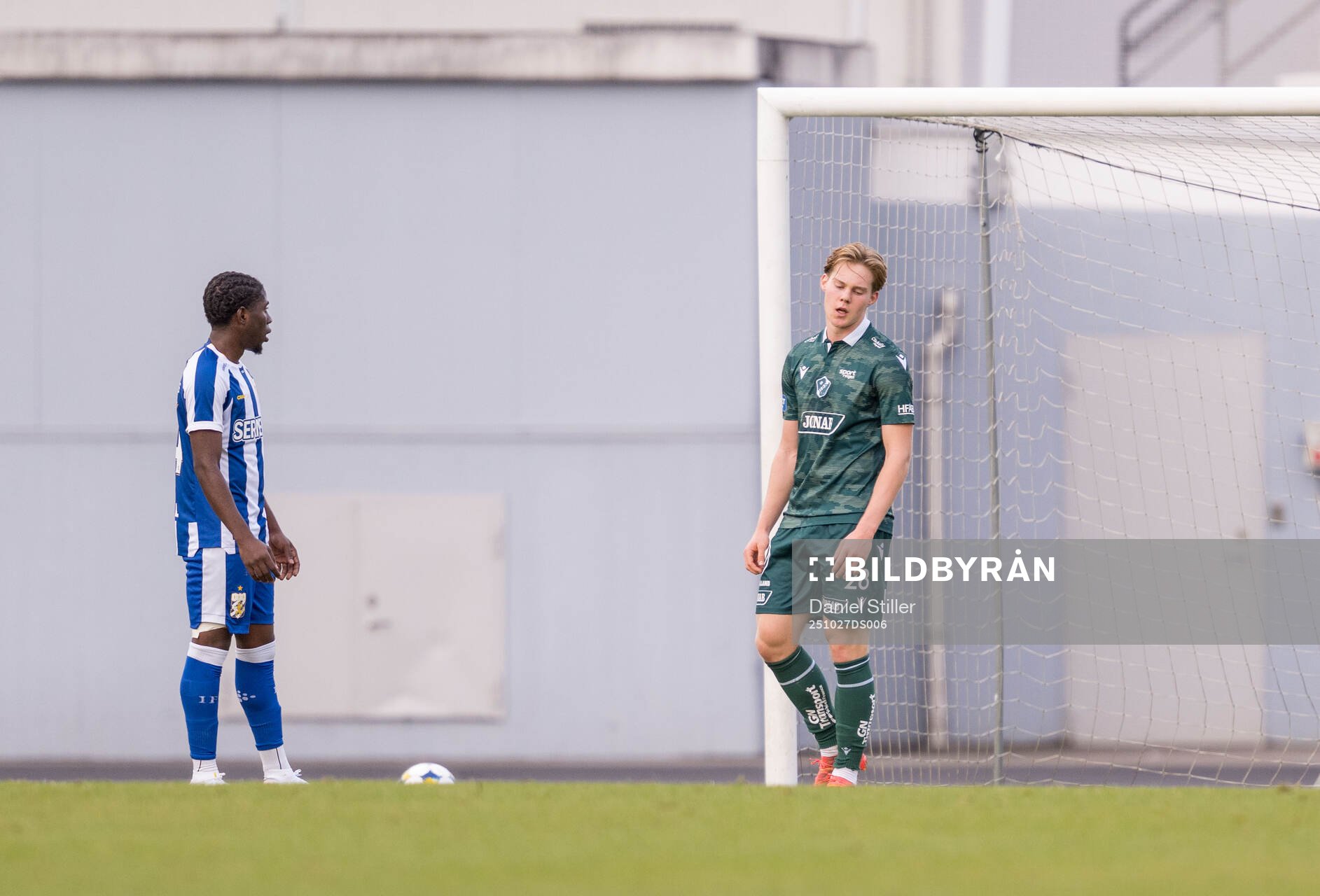 IFK Göteborgs Abundance Salaou och Halmstads Malte Persson