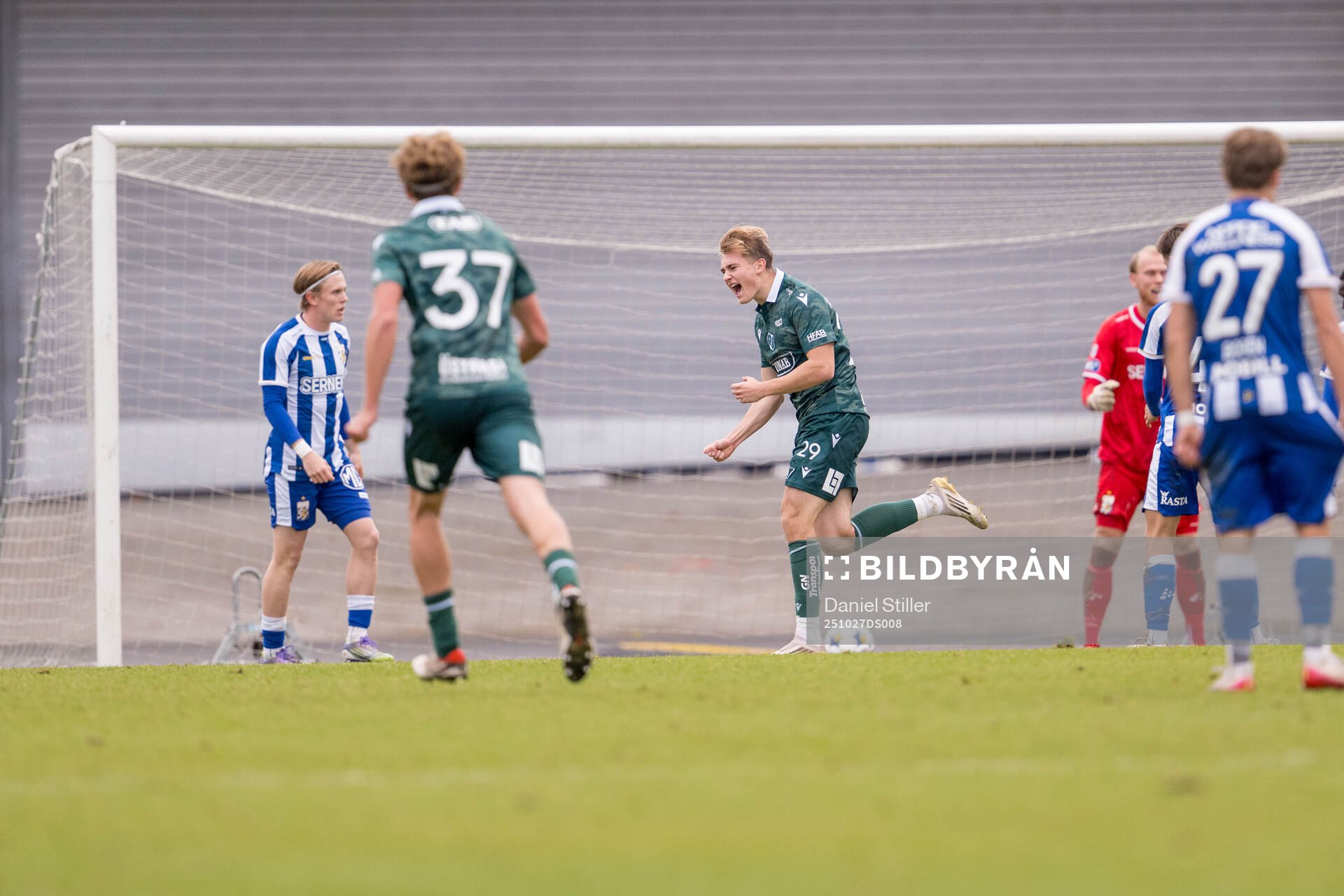 Halmstads Ludvig Arvidsson jublar