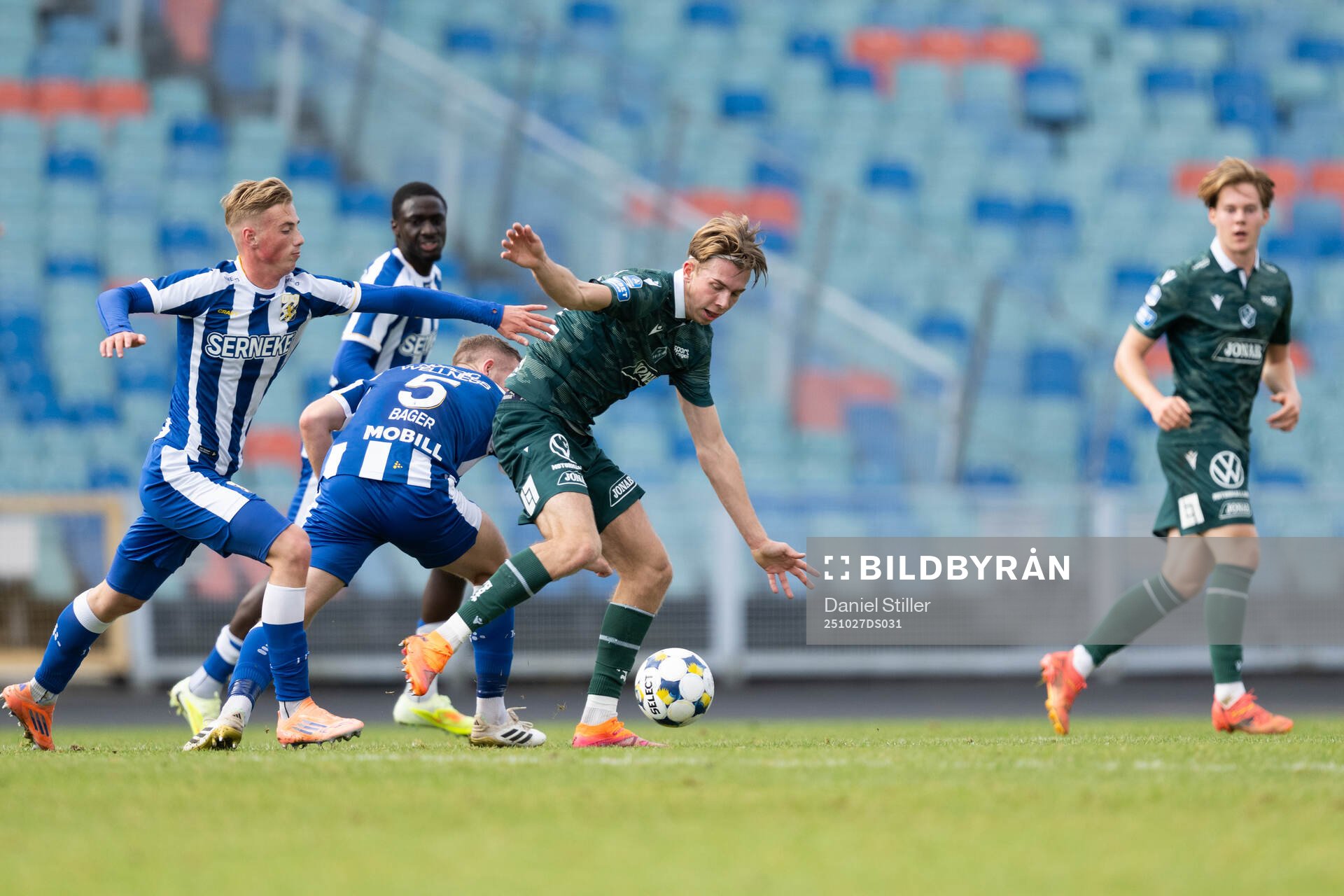 IFK Göteborgs Benjamin Brantlind och Halmstads Vincent