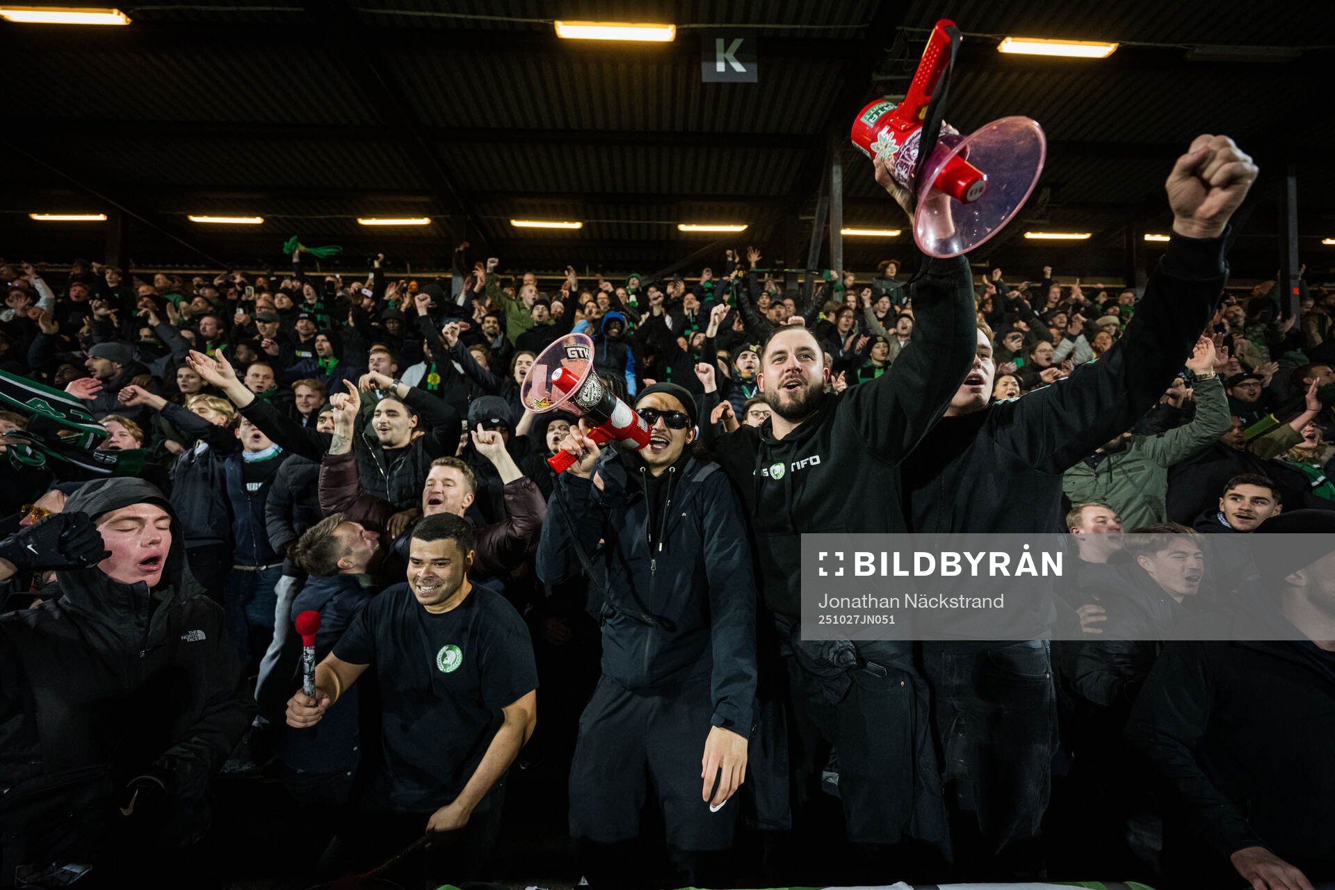 GAIS Amin Boudri jublar på läktaren