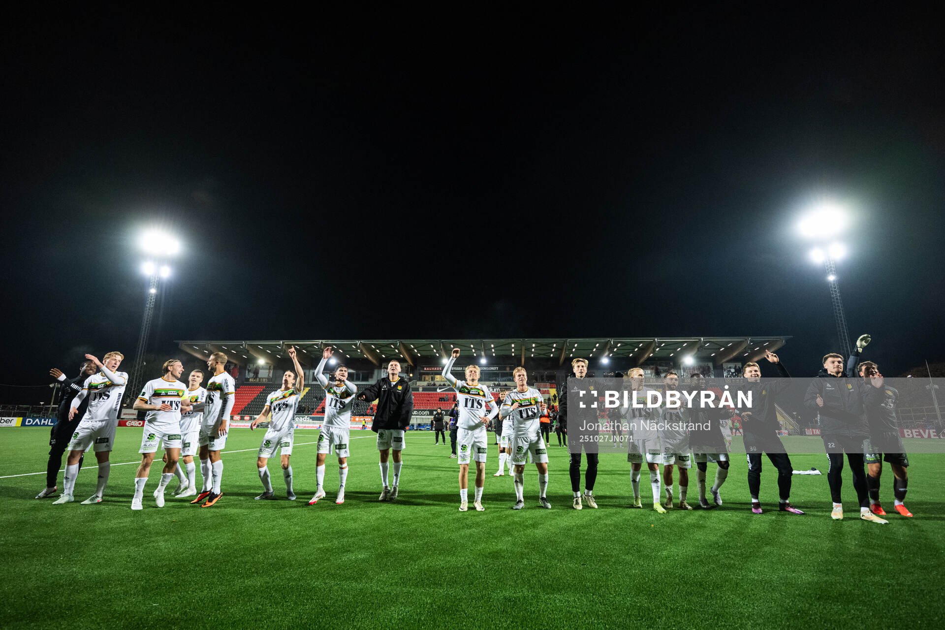 GAIS spelare jublar