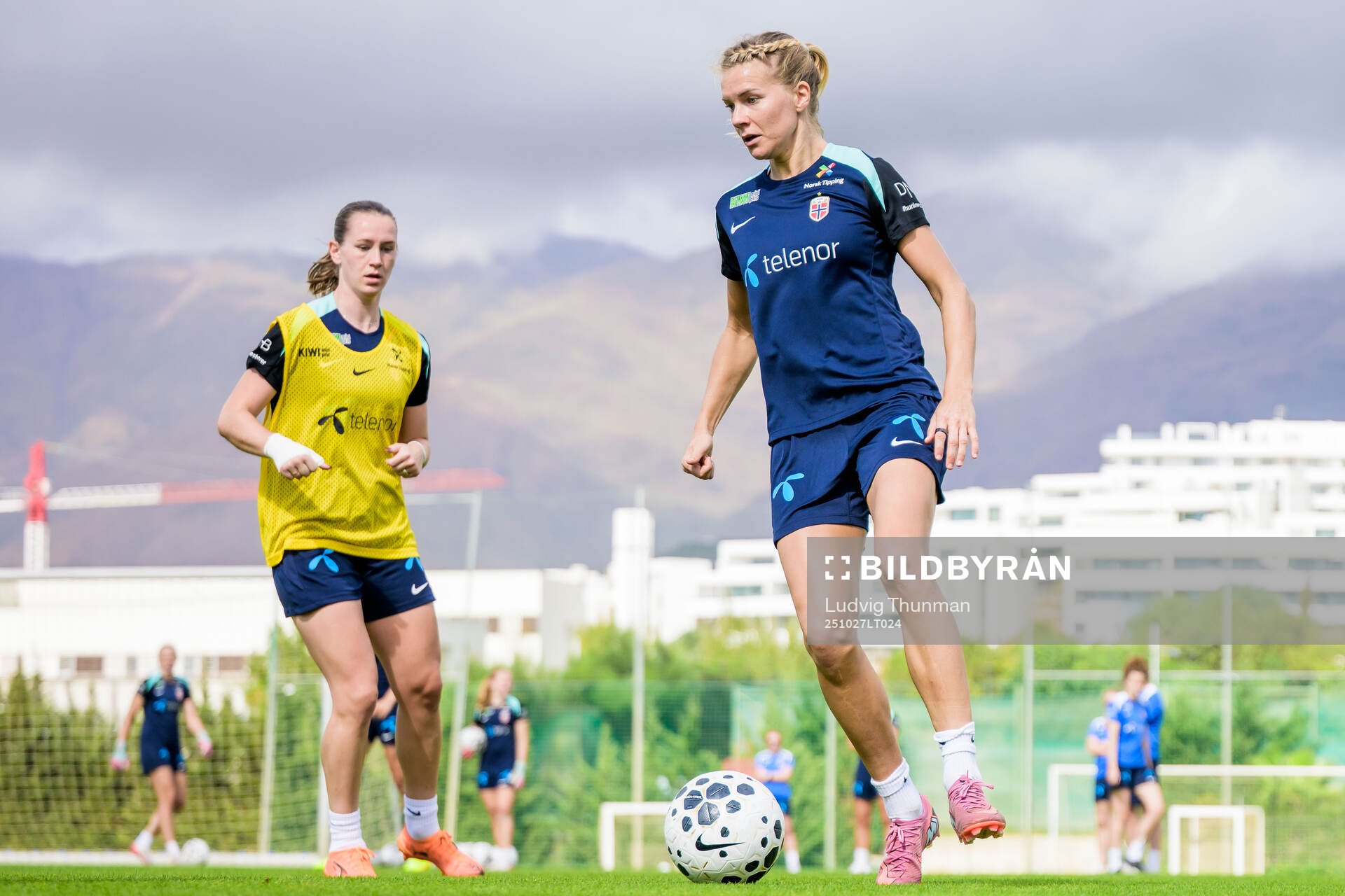 Elisabeth Terland and Ada Hegerberg