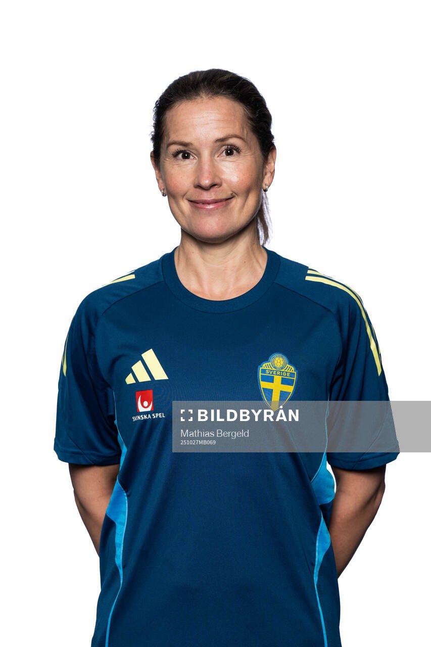 Medical doctor Mathilde Baekkevold of the Swedish women's