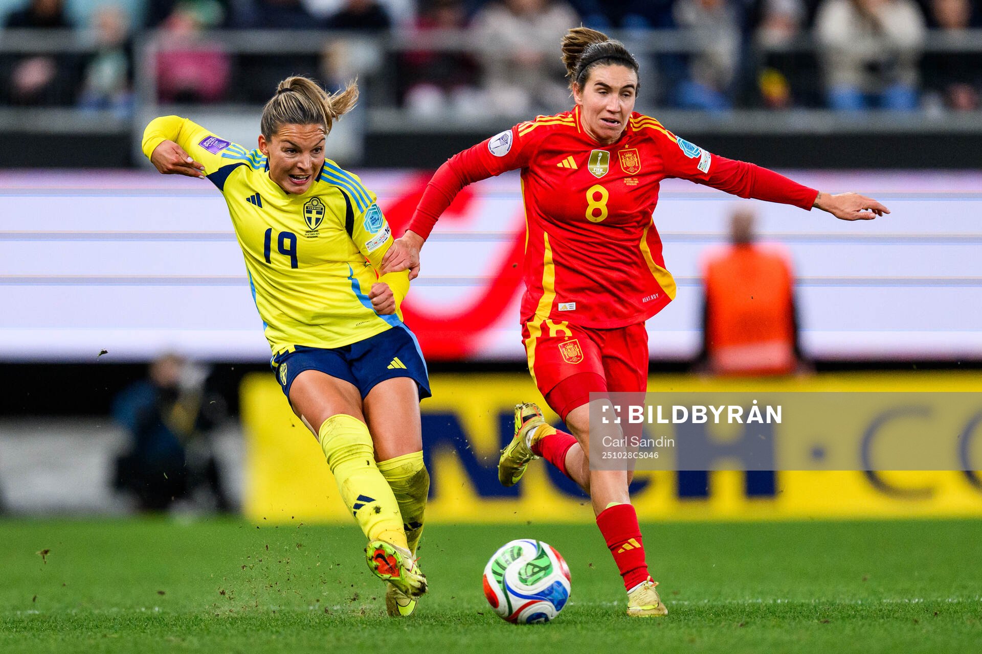 Johanna Rytting Kaneryd of Sweden and Mariona Caldentey of
