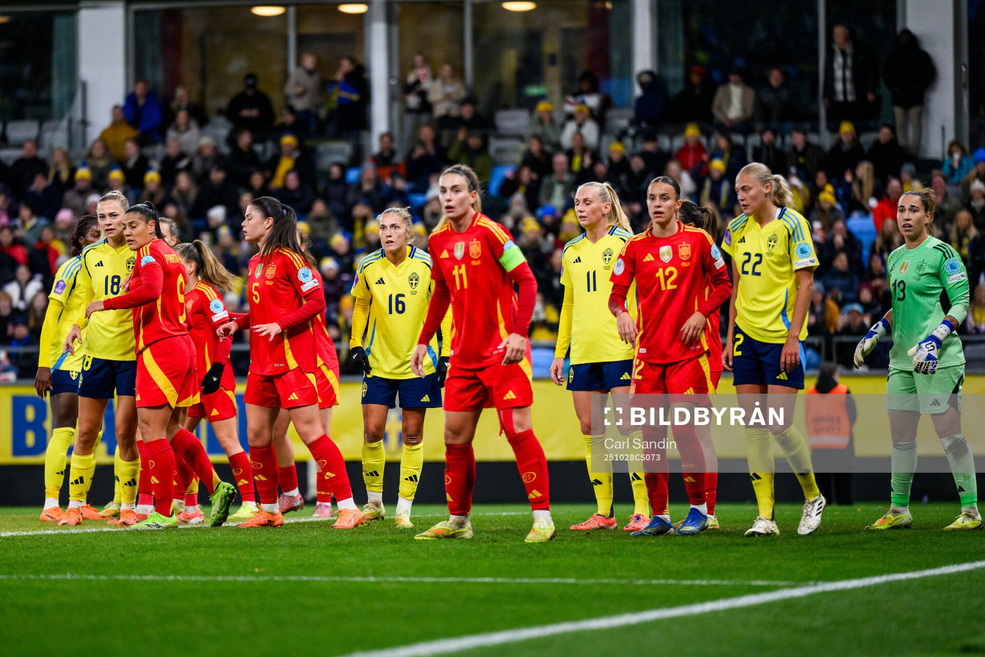 Fridolina Rolfö, Filippa Angeldahl, Stina Blackstenius and