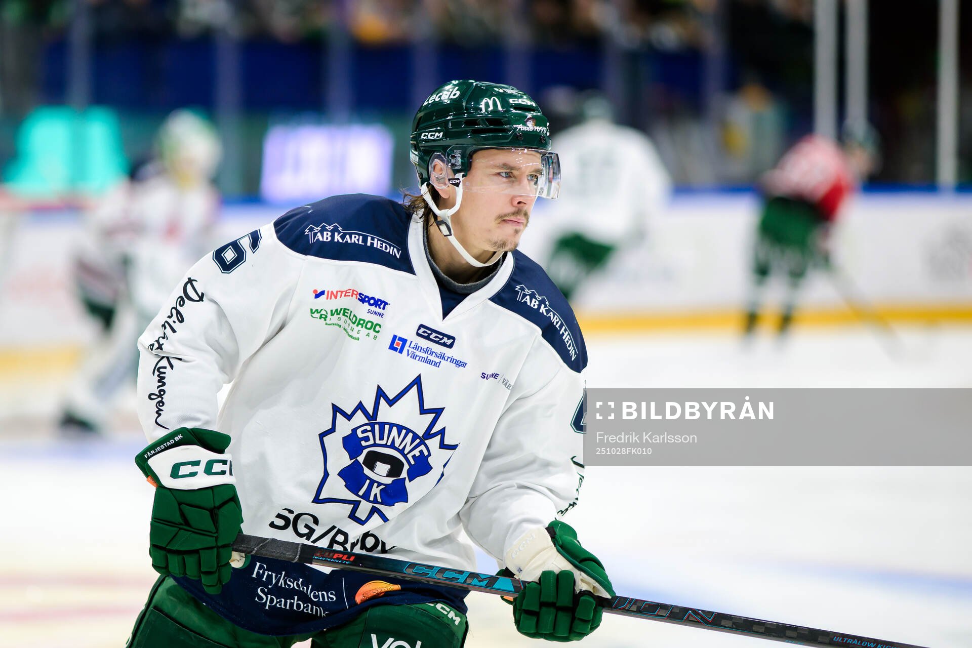 Färjestads Joakim Nygård bär en Sunne IK tröja