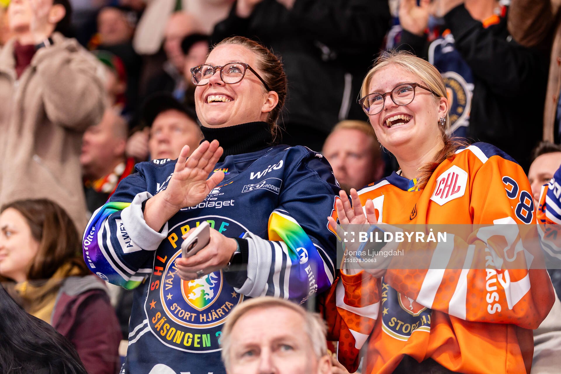 Växjös supportrar jublar