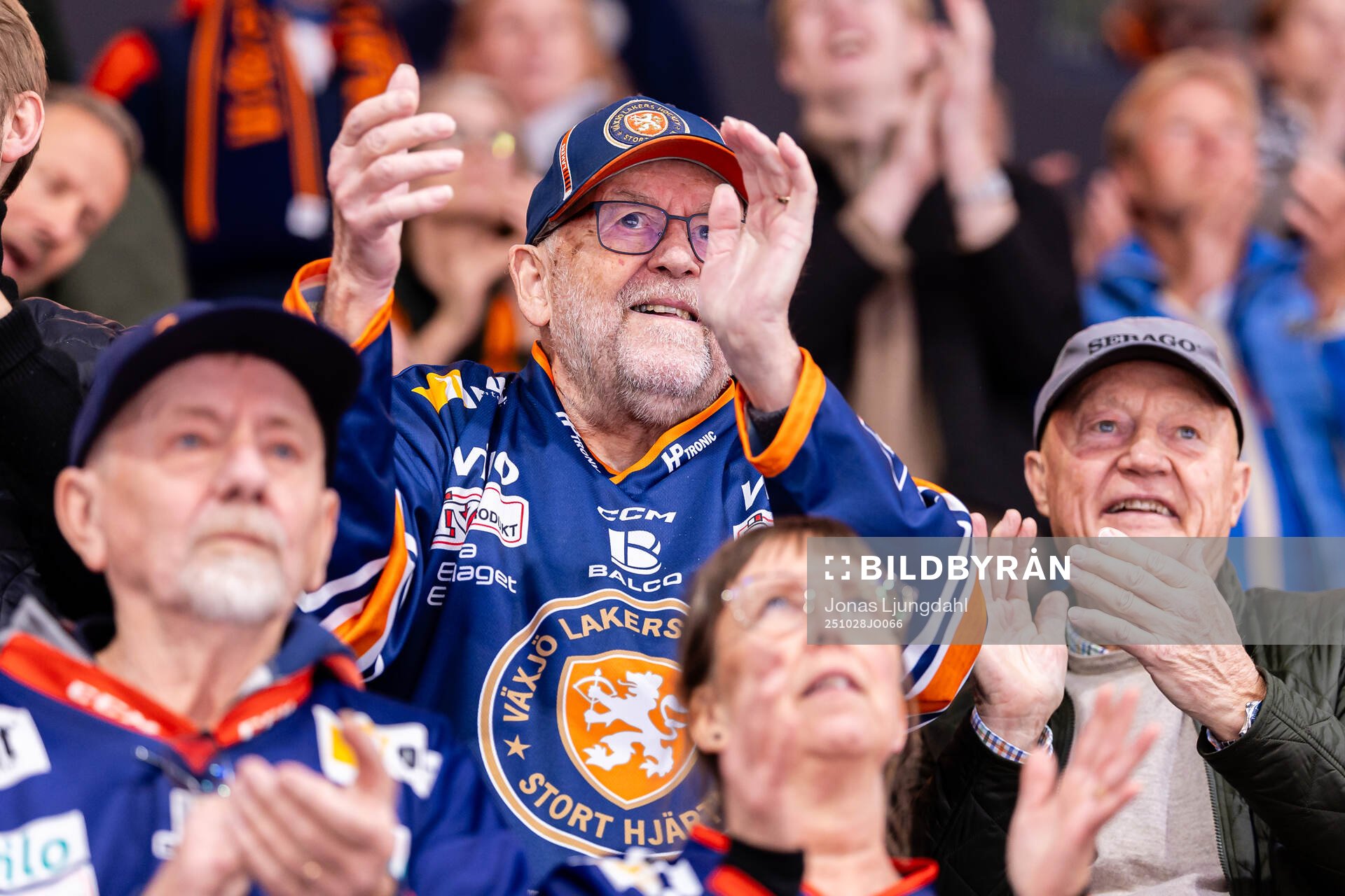 Växjös supportrar jublar