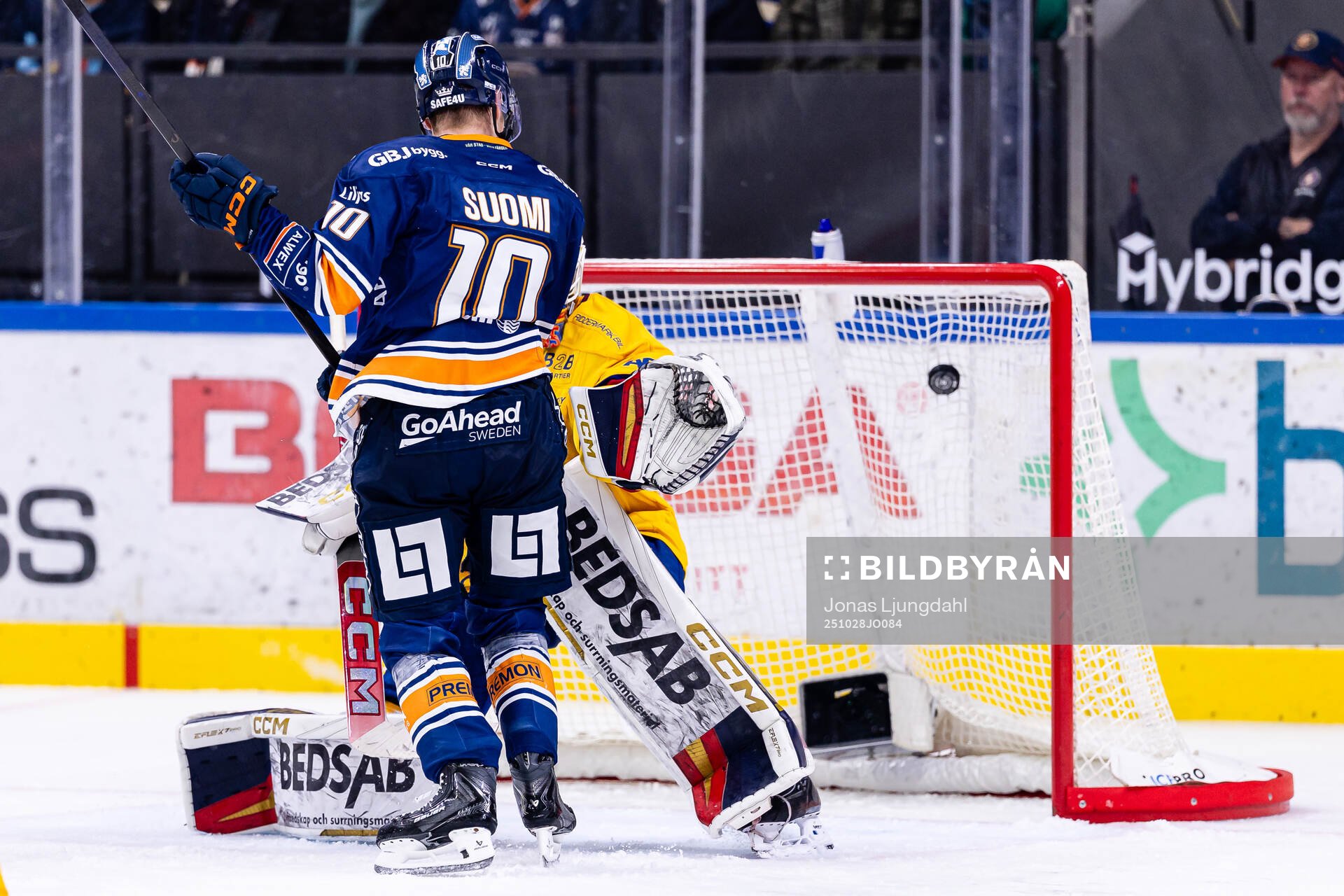 Växjös Eemeli Suomi när Växjö gör mål 2-2