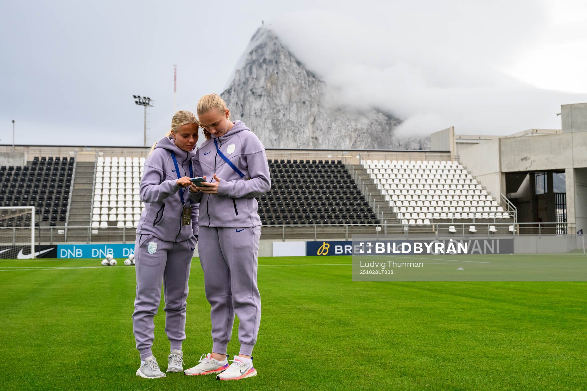 Justine Kielland and goalkeeper Sunniva Skoglund of Norway