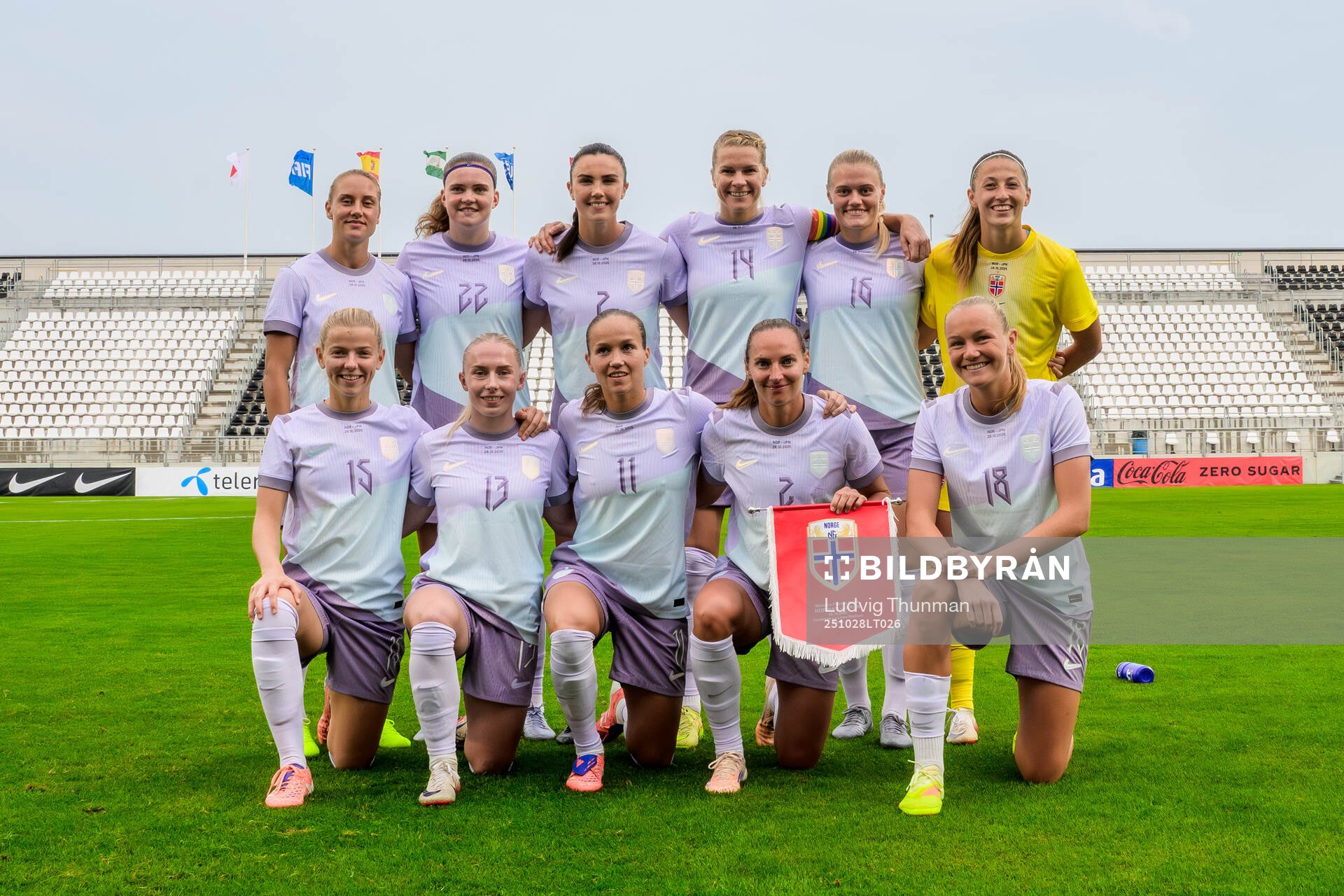 The starting eleven of Norway pose for a photo