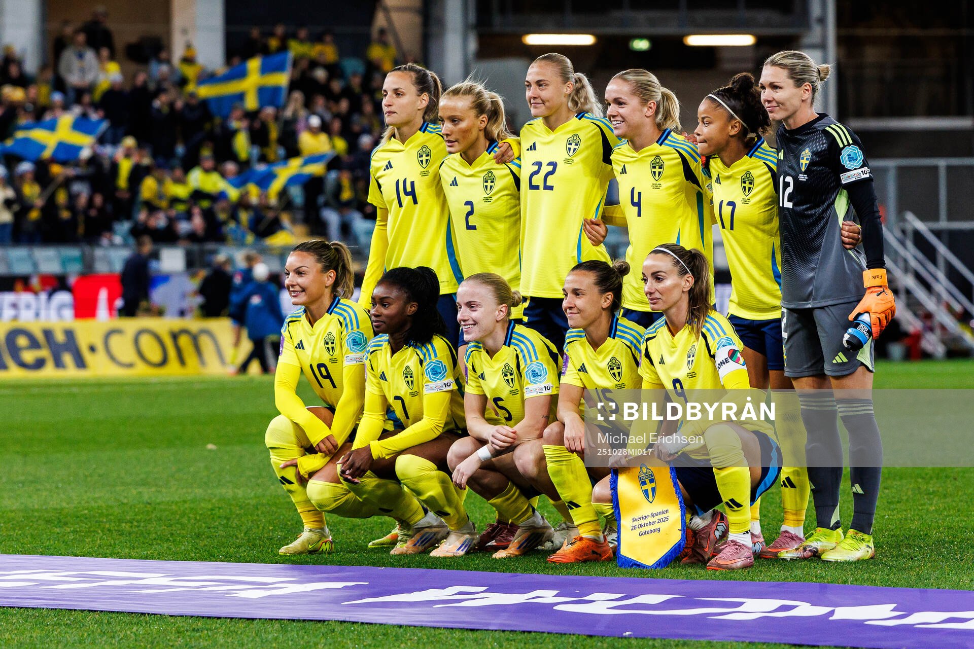 The starting eleven of Sweden pose for a photo