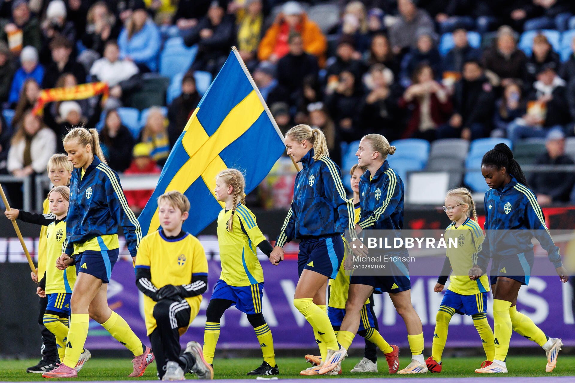 Smilla Holmberg, Hanna Lundkvist, Anna Sandberg and Monica
