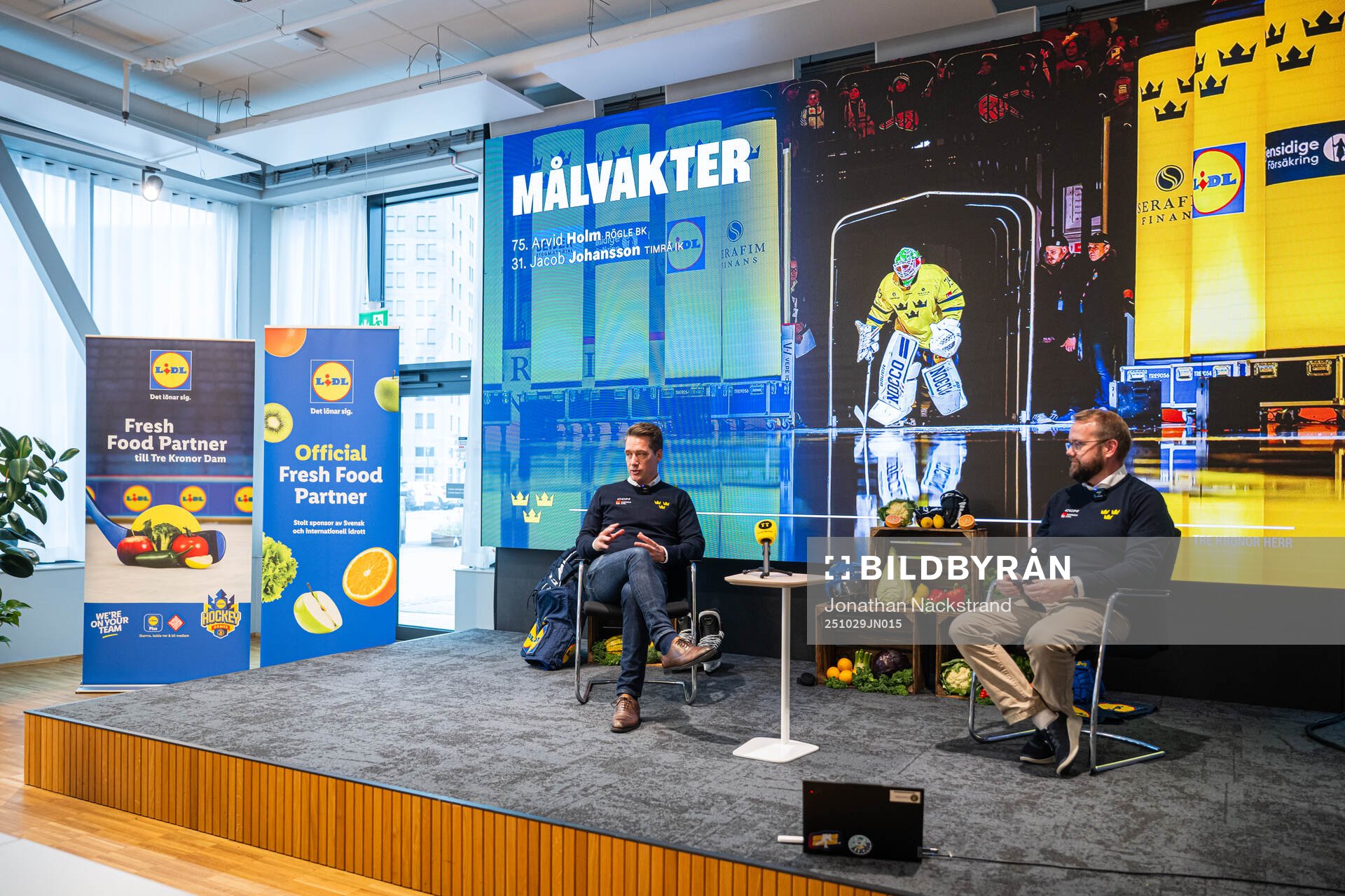 Tre Kronor herrs förbundskapten Sam Hallam