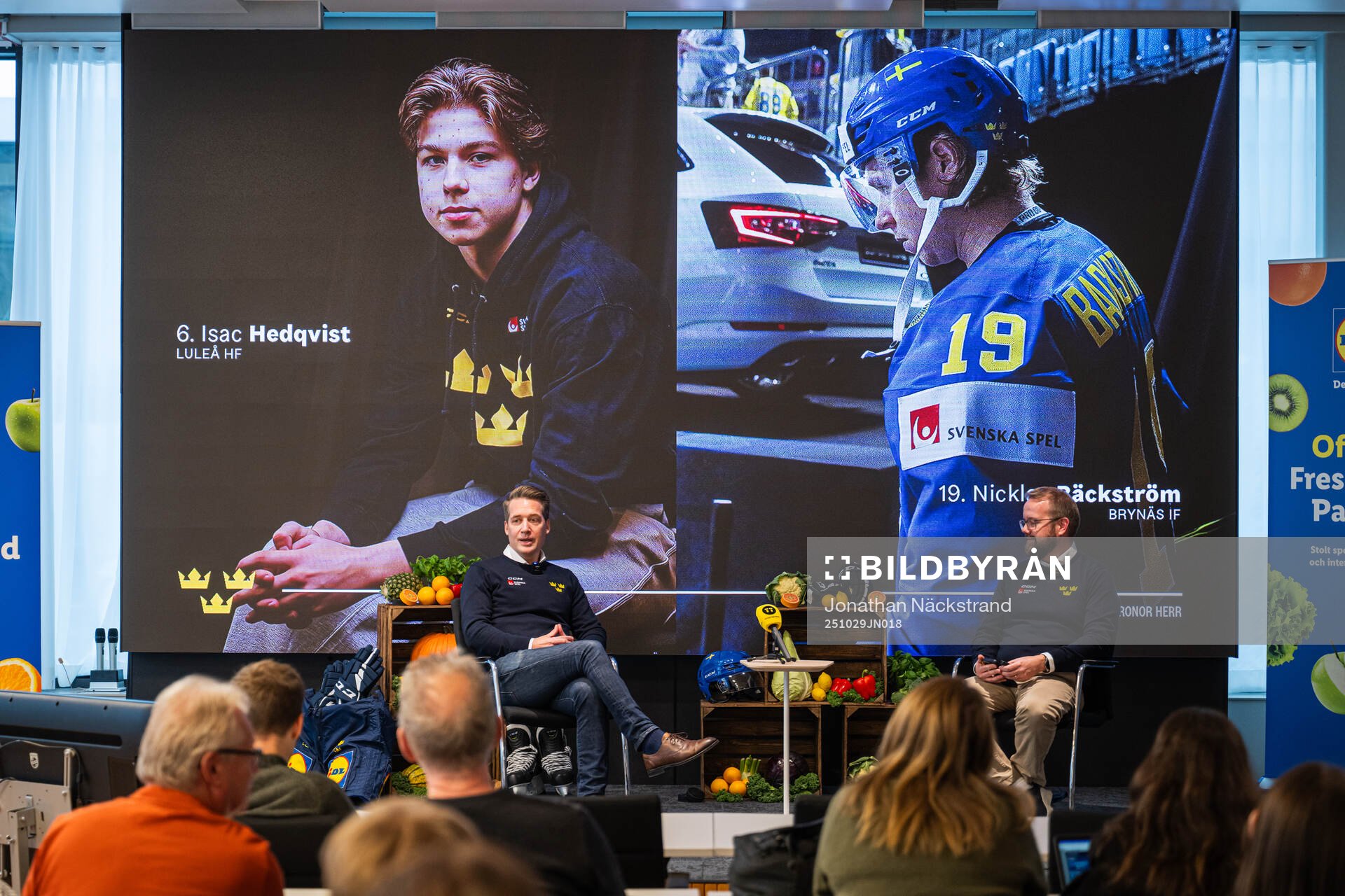 Tre Kronor herrs förbundskapten Sam Hallam