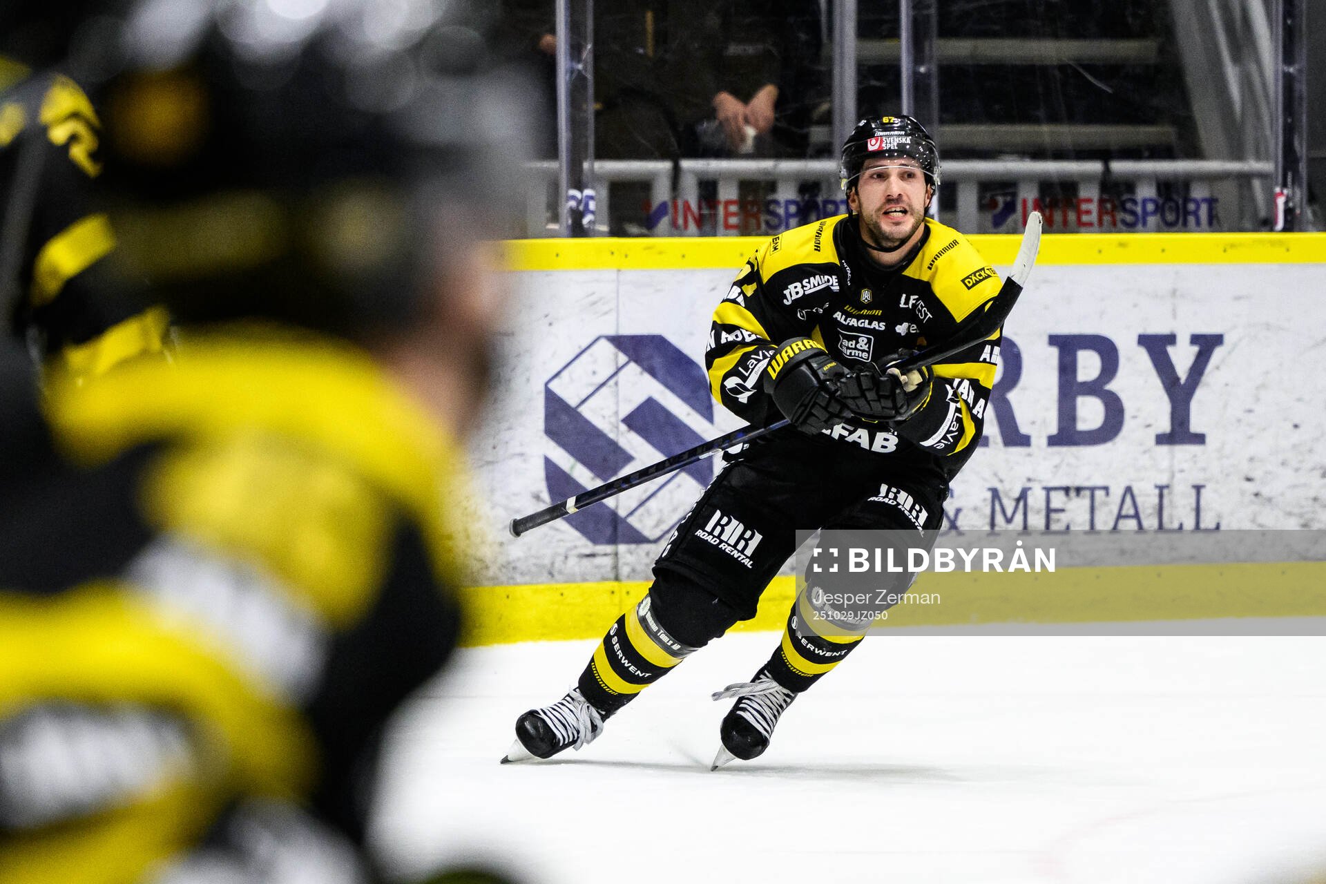 Västerås Konstantin Komarek jublar