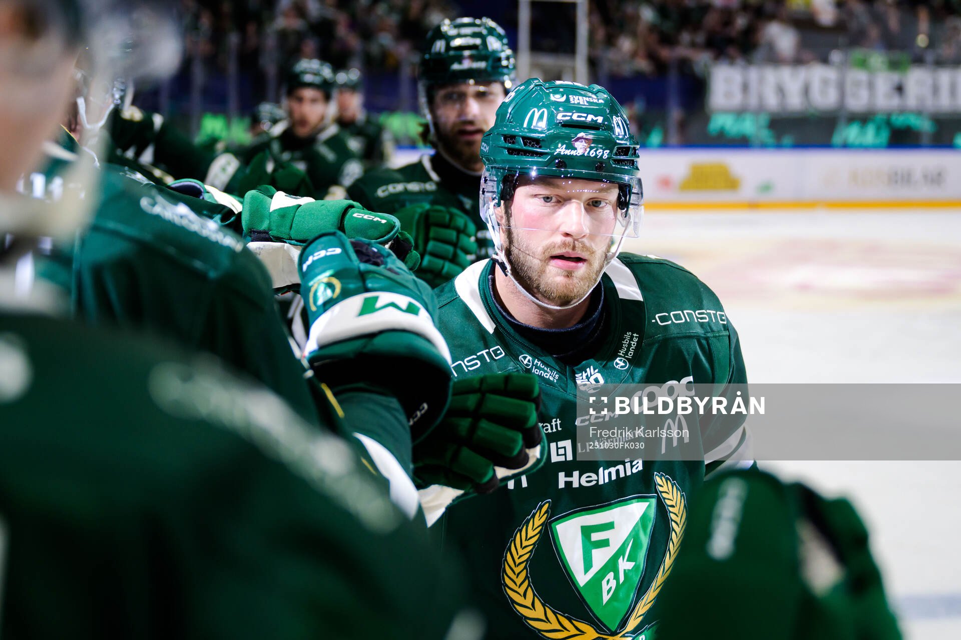 Färjestads Axel Bergkvist jublar