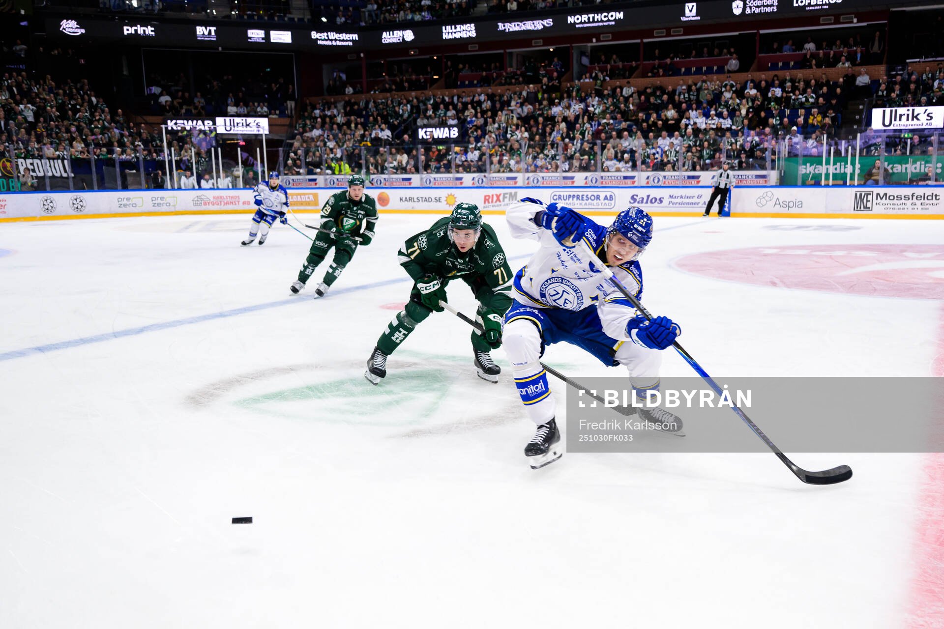 Färjestads Viktor Lodin och Leksands Joonas Lyytinen