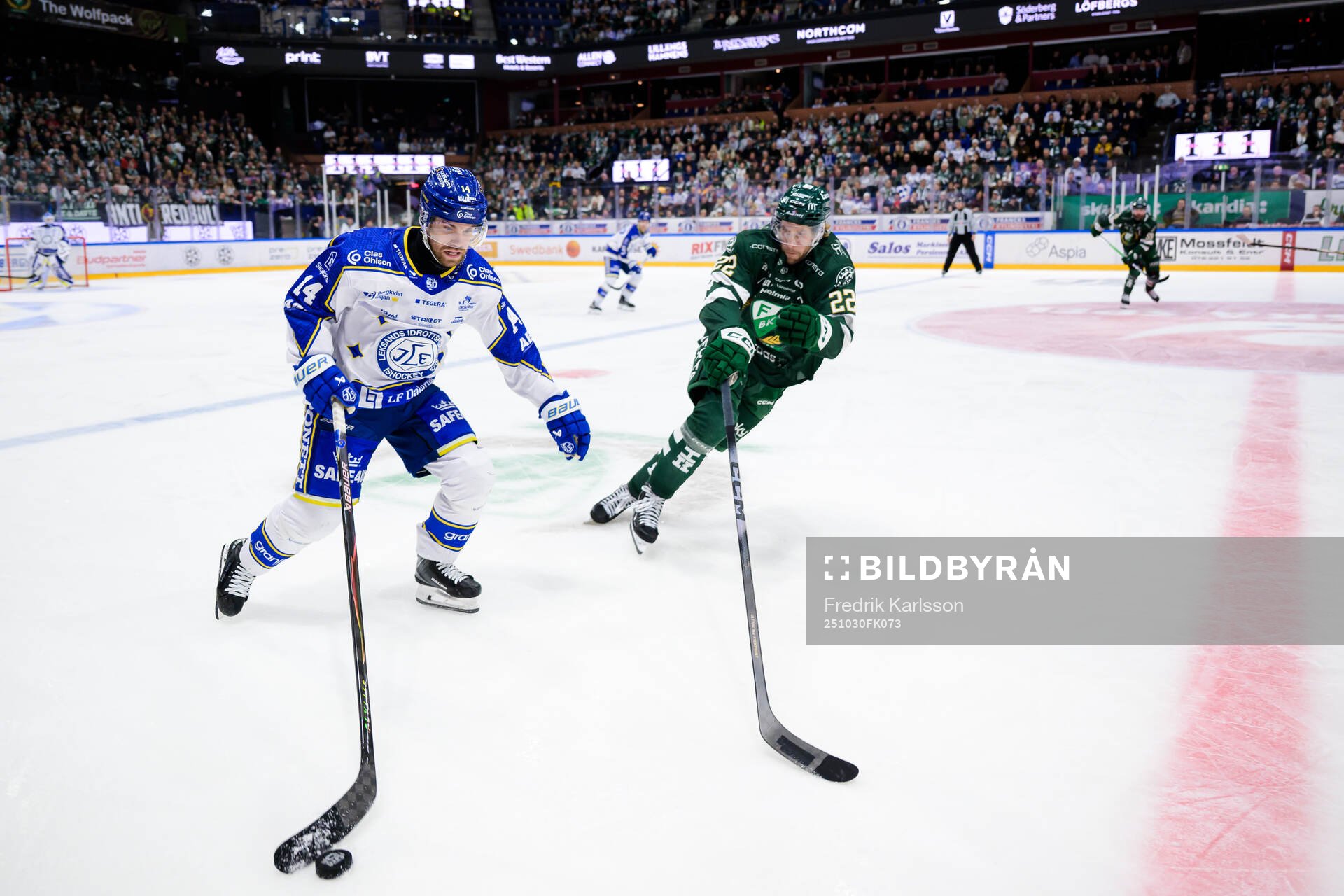 Leksands Oskar Lang och Färjestads Per Åslund