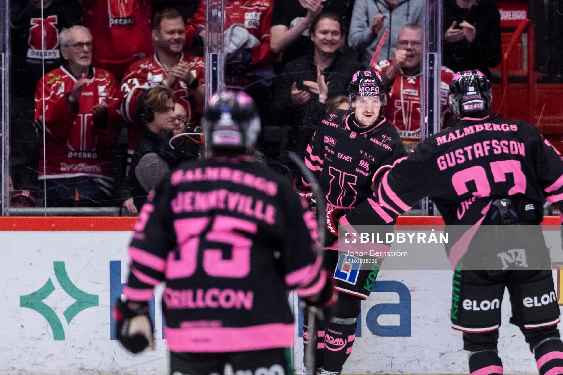 Örebros Patrik Karlkvist jublar