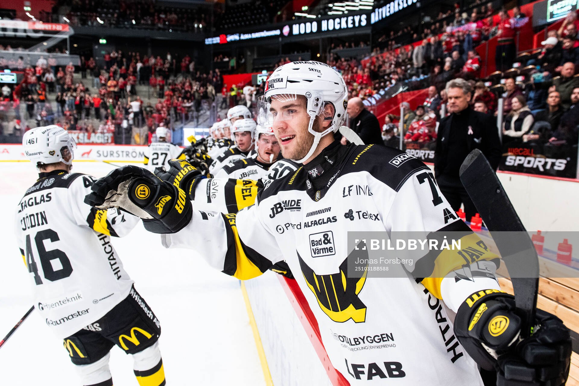 Västerås Oscar Birgersson jublar