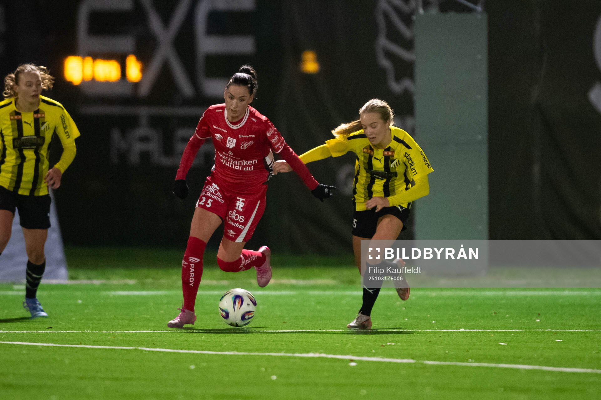 Elfsborgs Izabella Bergström och Häckens Nova Kjellman