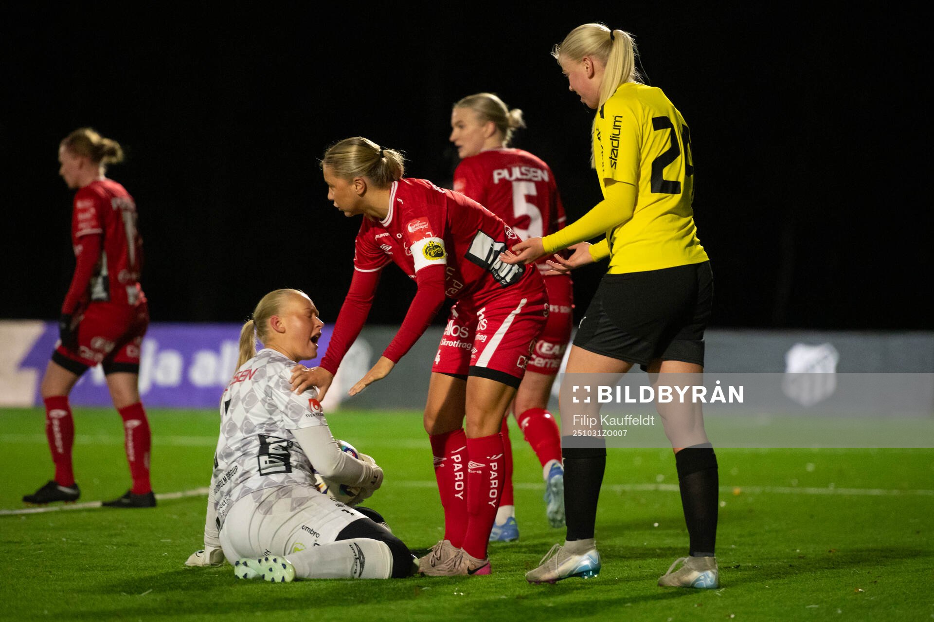 Elfsborgs målvakt Tilda Torstensson, Alice Broman och