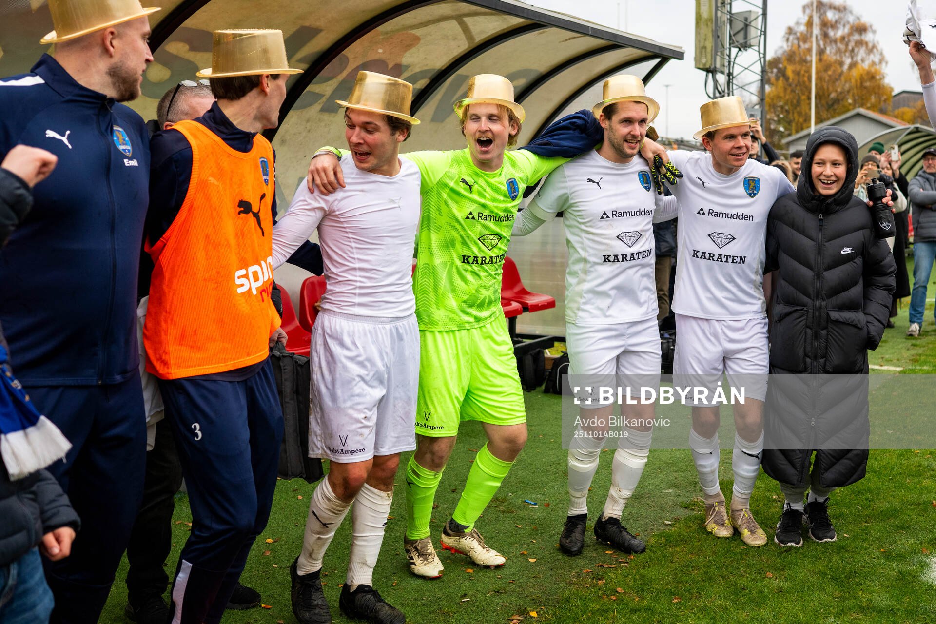 Staffanstorps Uniteds spelare jublar