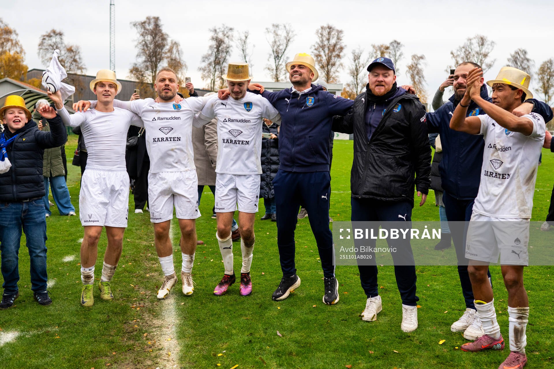 Staffanstorps Uniteds spelare jublar