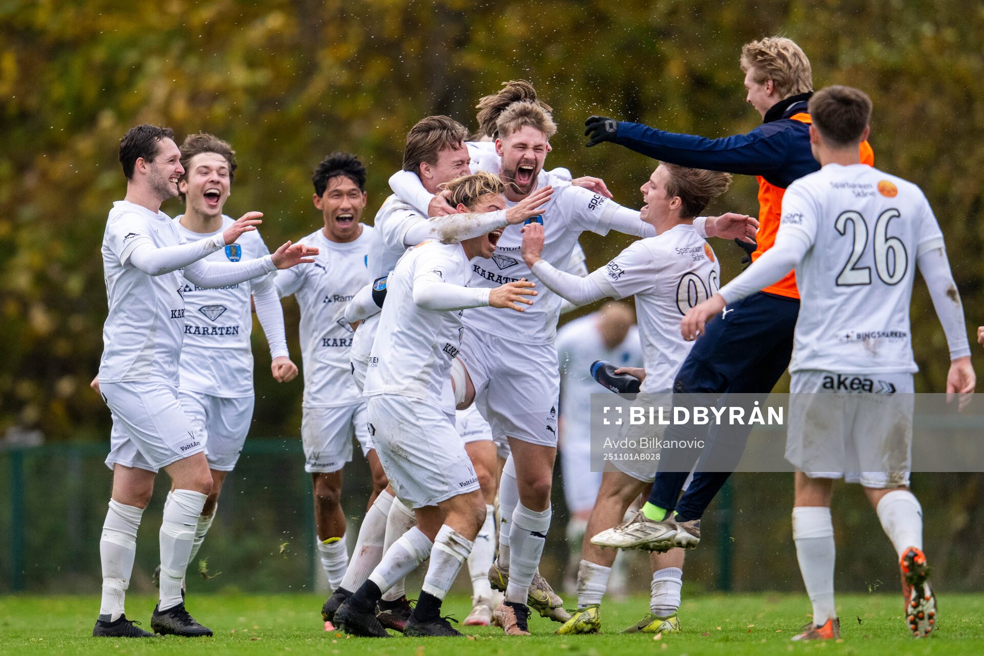 Staffanstorps Uniteds spelare jublar