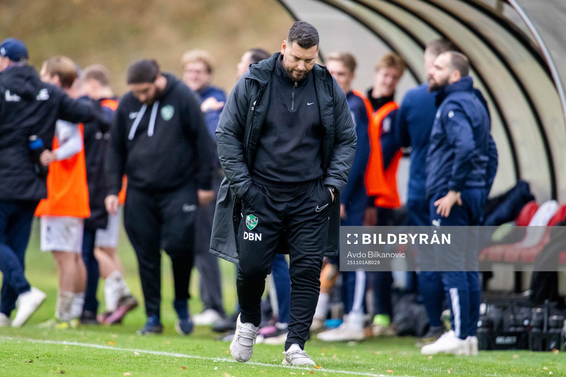 Högaborgs tränare Daniel Bennassar Nilsson deppar