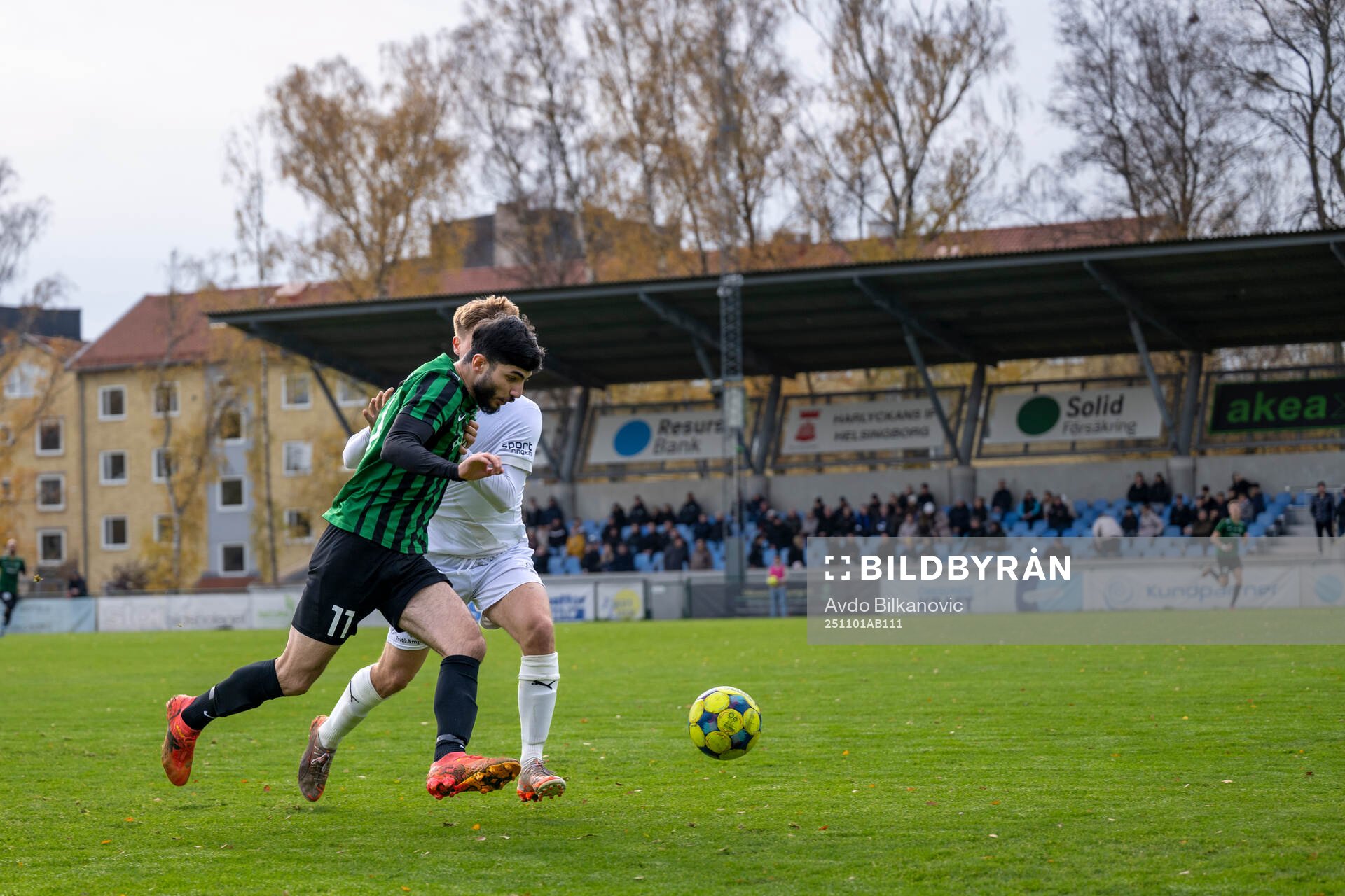 Högaborgs Adham Hazime och Staffanstorps Uniteds Sebastian