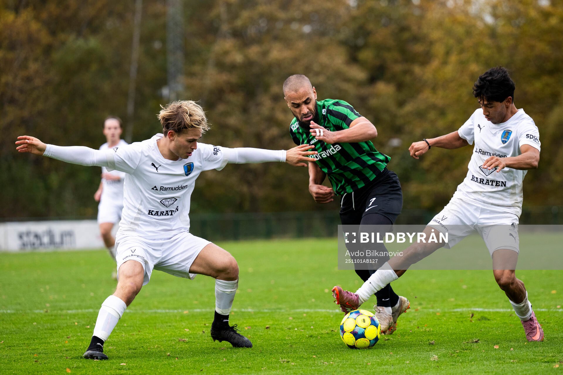 Högaborgs Junes Barny mot Staffanstorps Uniteds Nawid