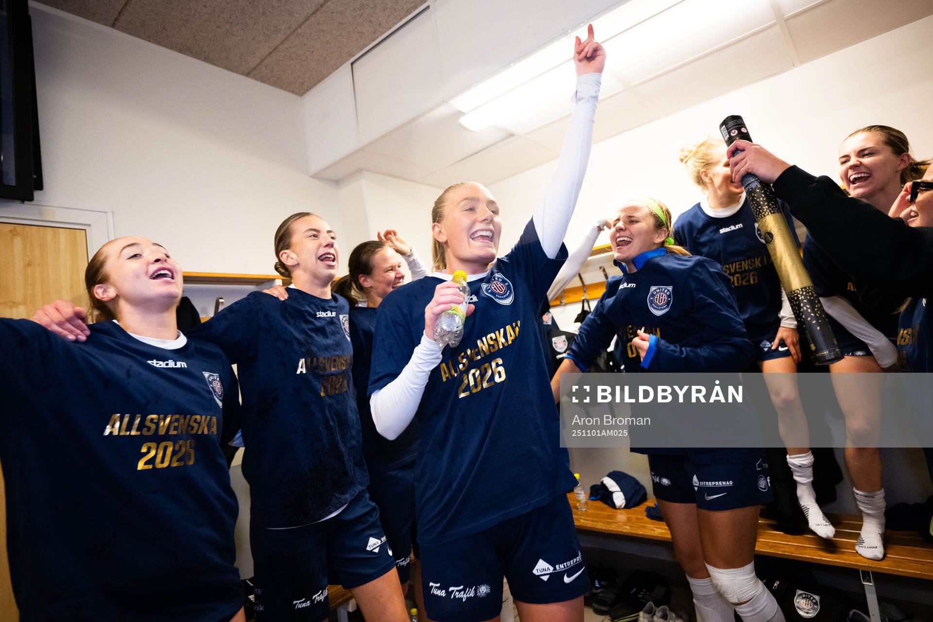 Eskilstuna Uniteds Ellen Schampi jublar