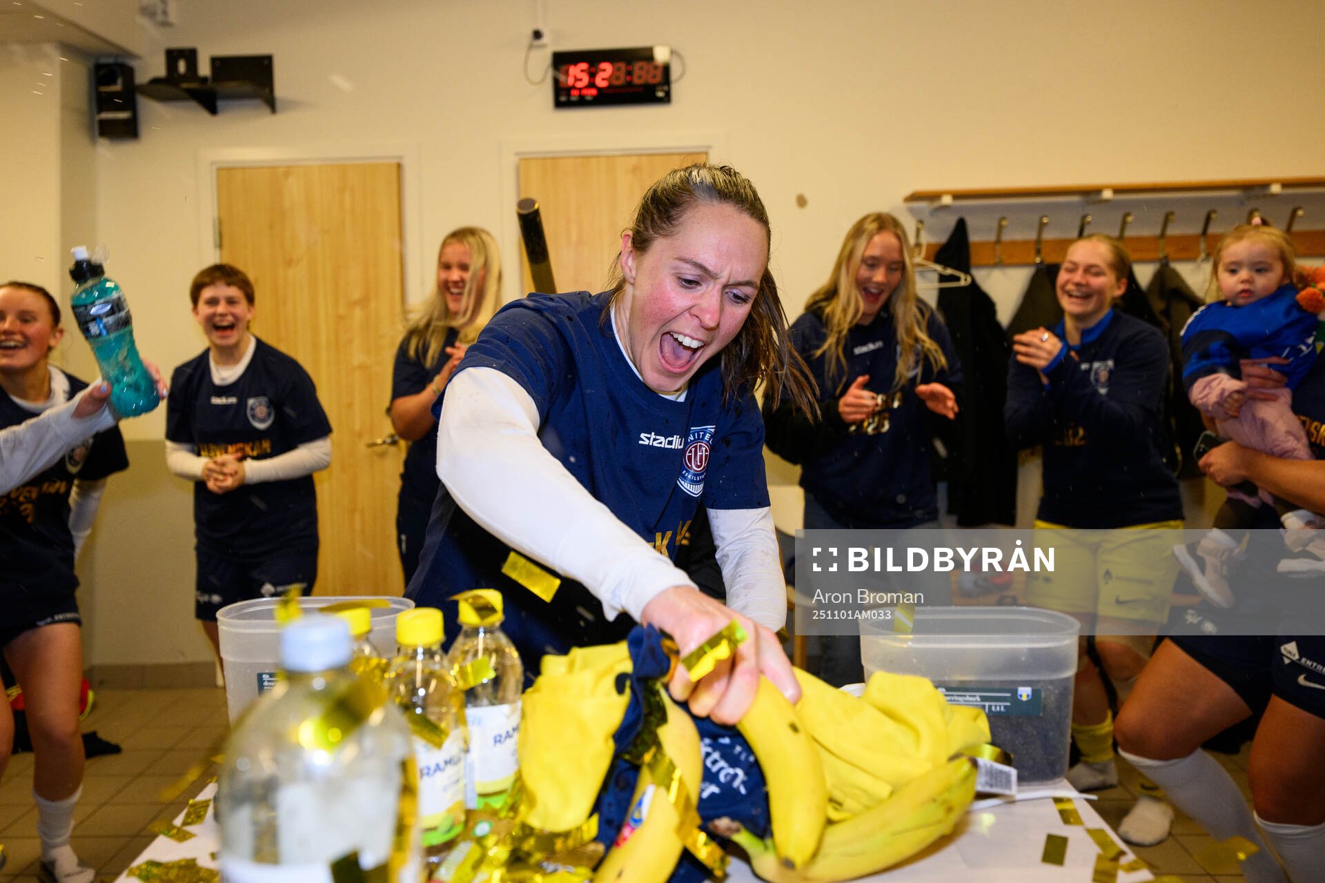 Eskilstuna Uniteds Felicia Rogic jublar