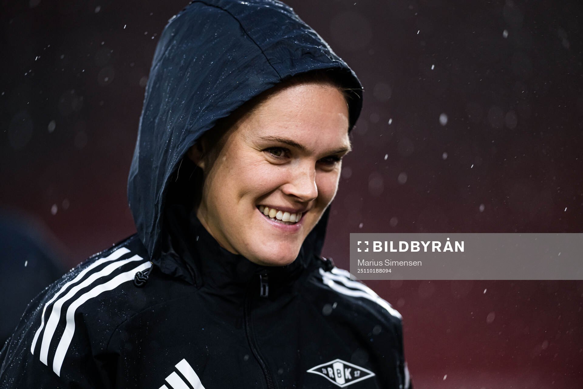 Kristine Bjørdal Leine of Rosenborg warms up