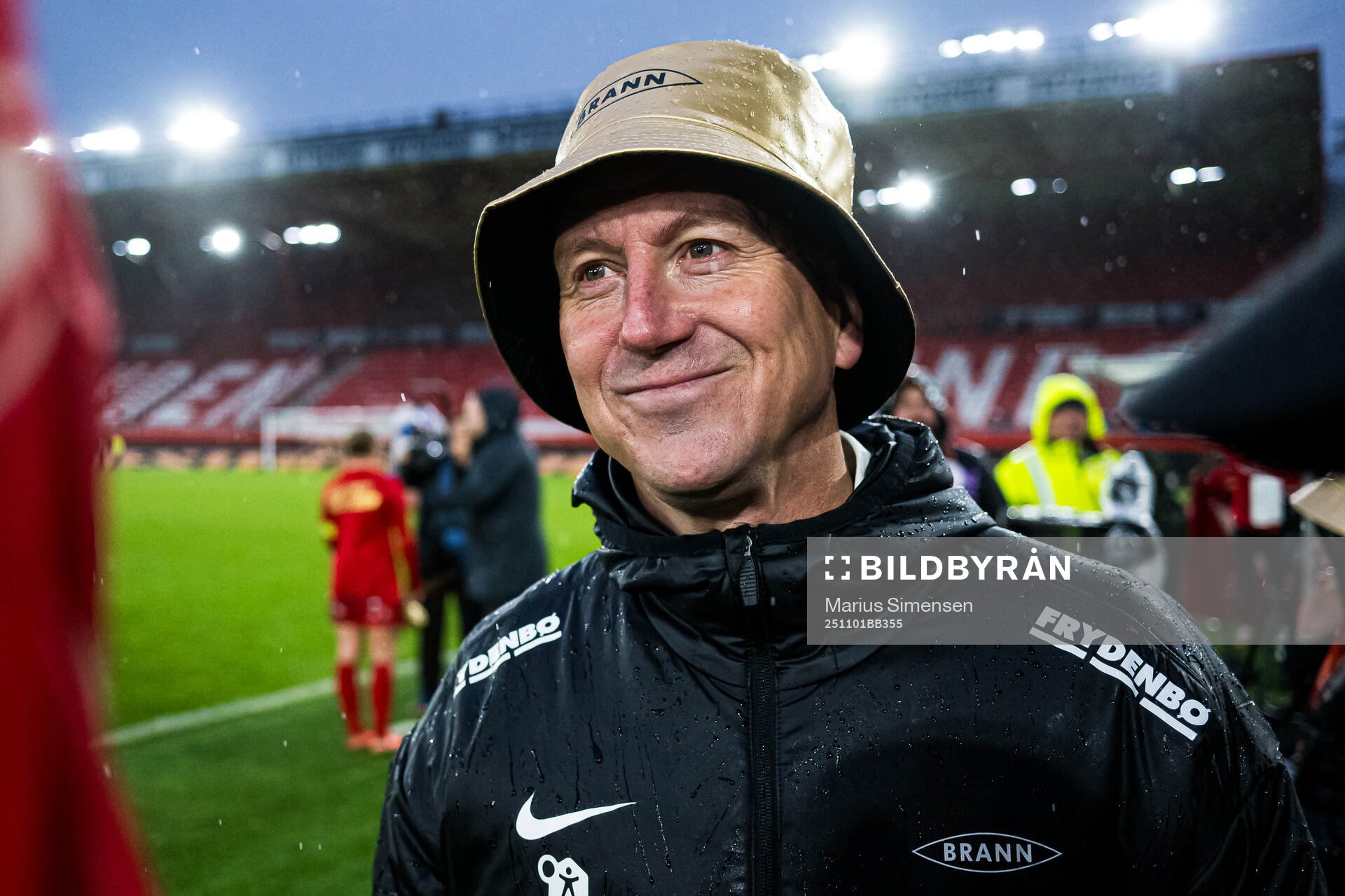 Leif Gunnar Smerud, head coach of Brann, celebrates
