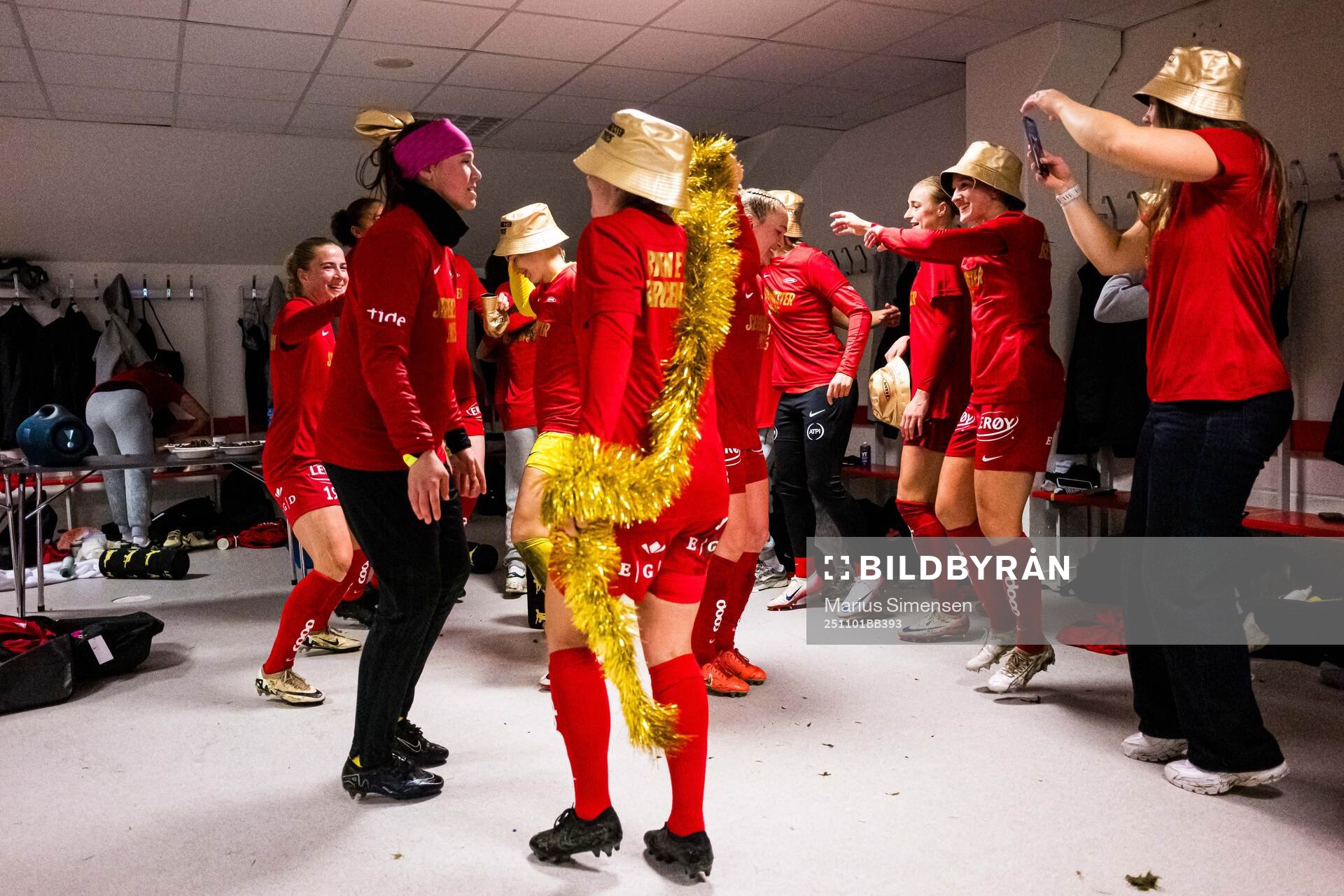 Players of Brann celebrates