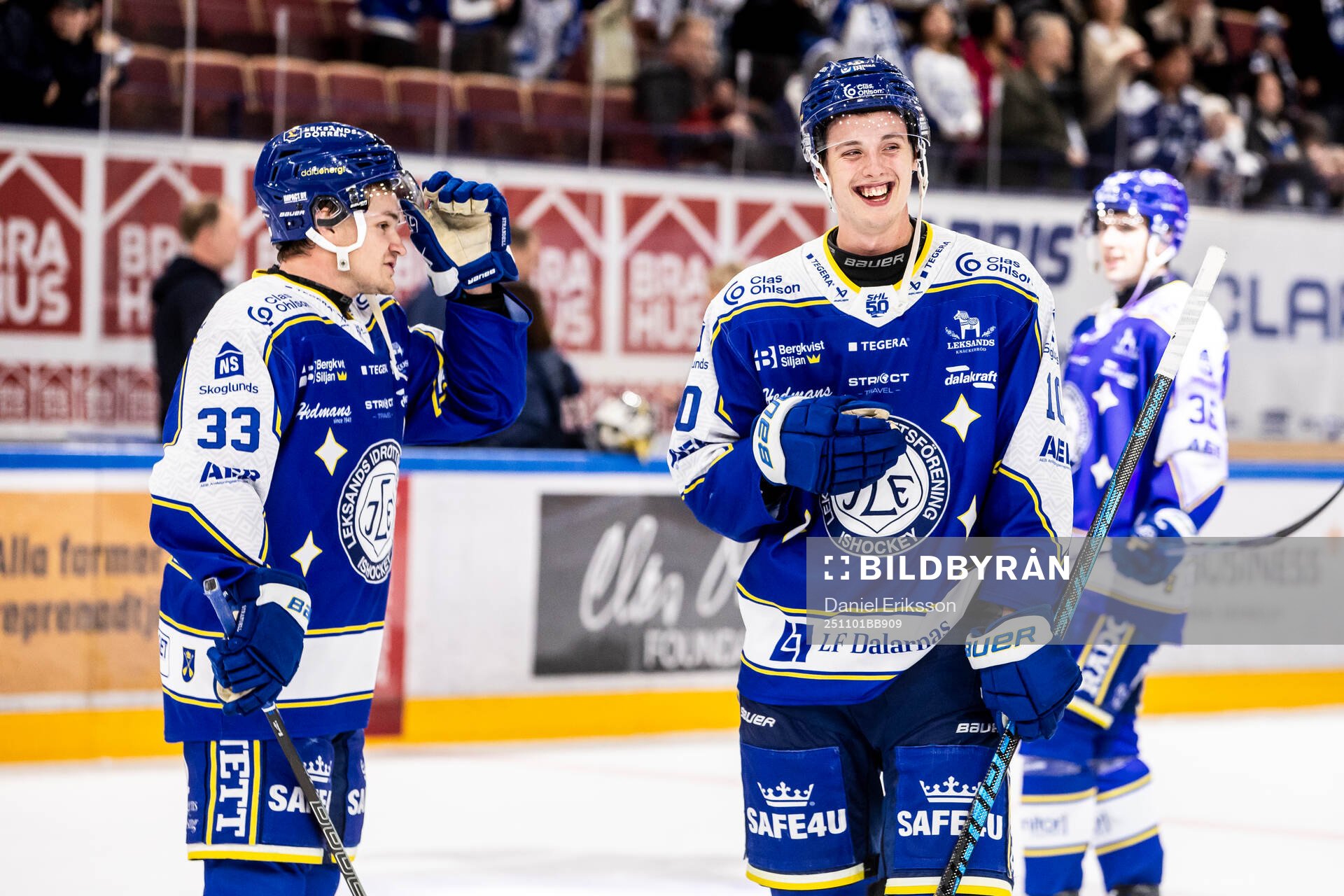 Leksands Olle Strandell och Leksands Anton Johansson jublar