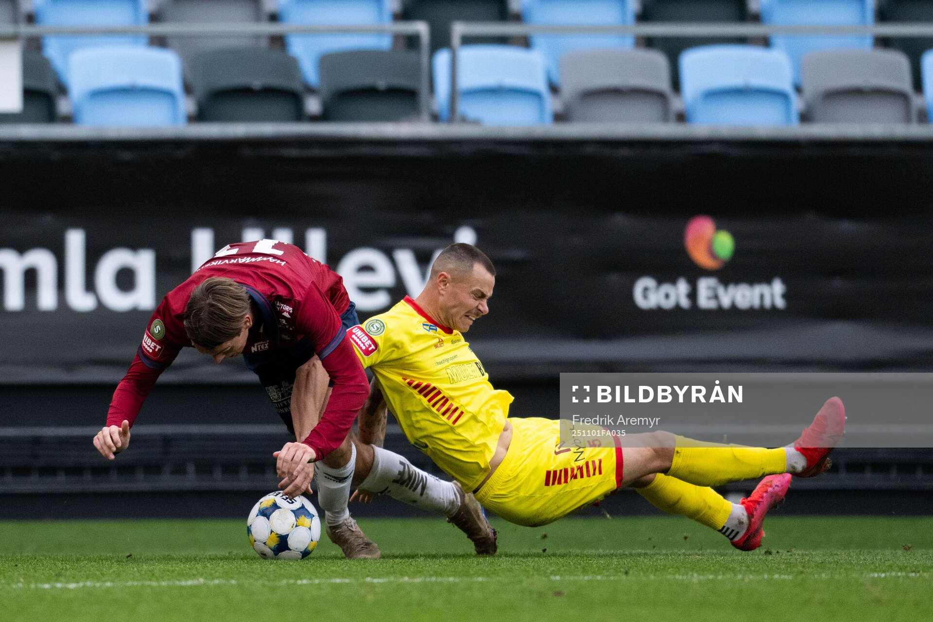 Örgrytes Noah Christoffersson och Kalmars Melker Hallberg