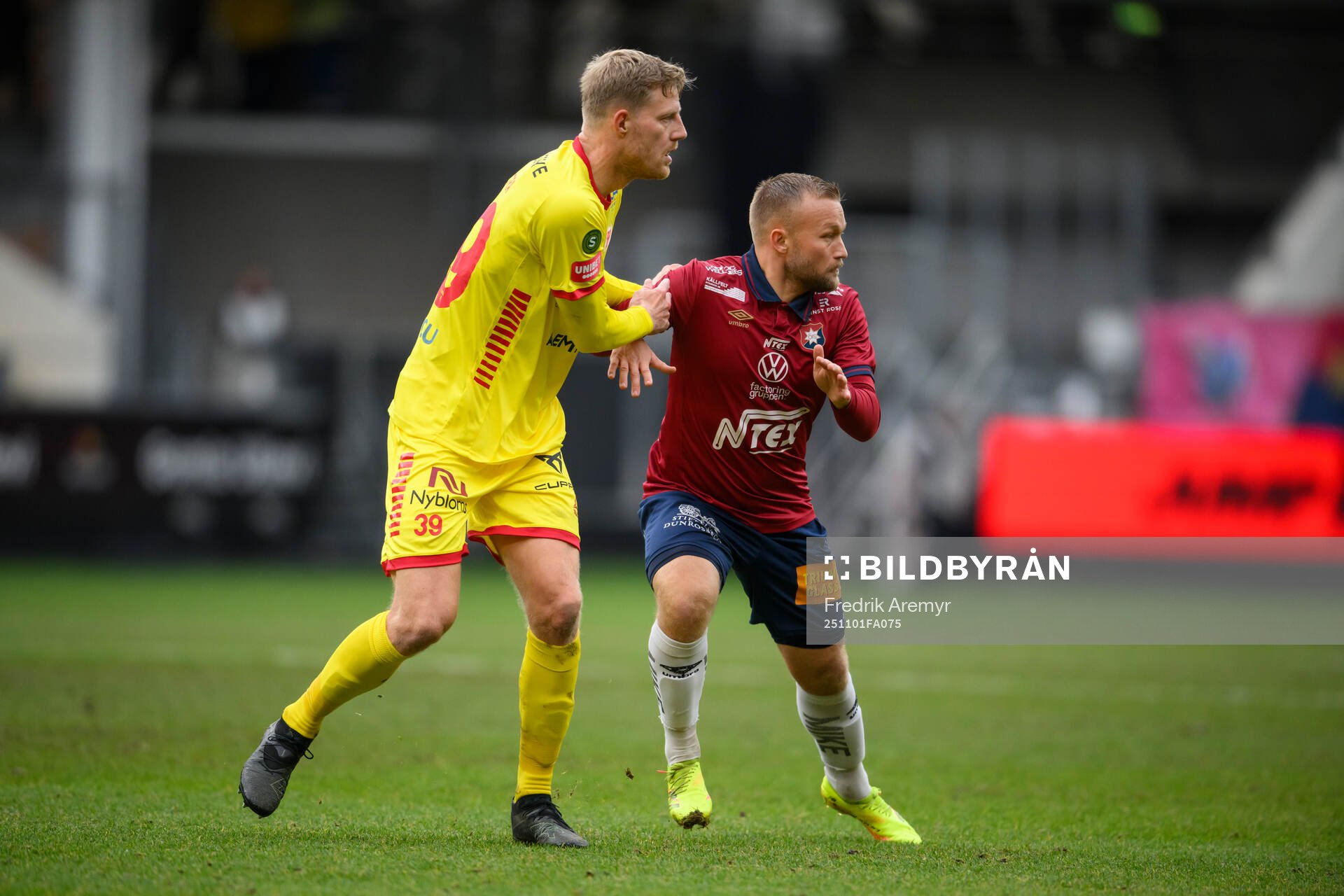Kalmars Lars Sætra och Örgrytes Nicklas Bärkroth