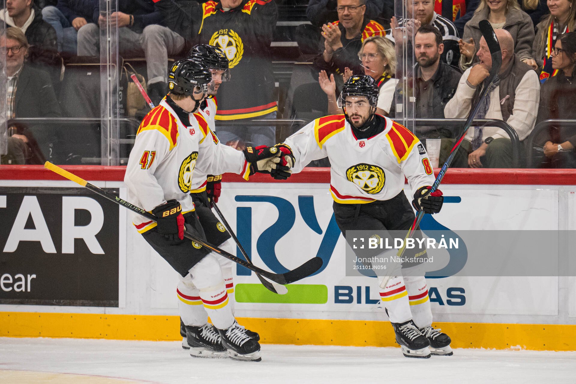 Brynäs Bobby Trivigno jublar